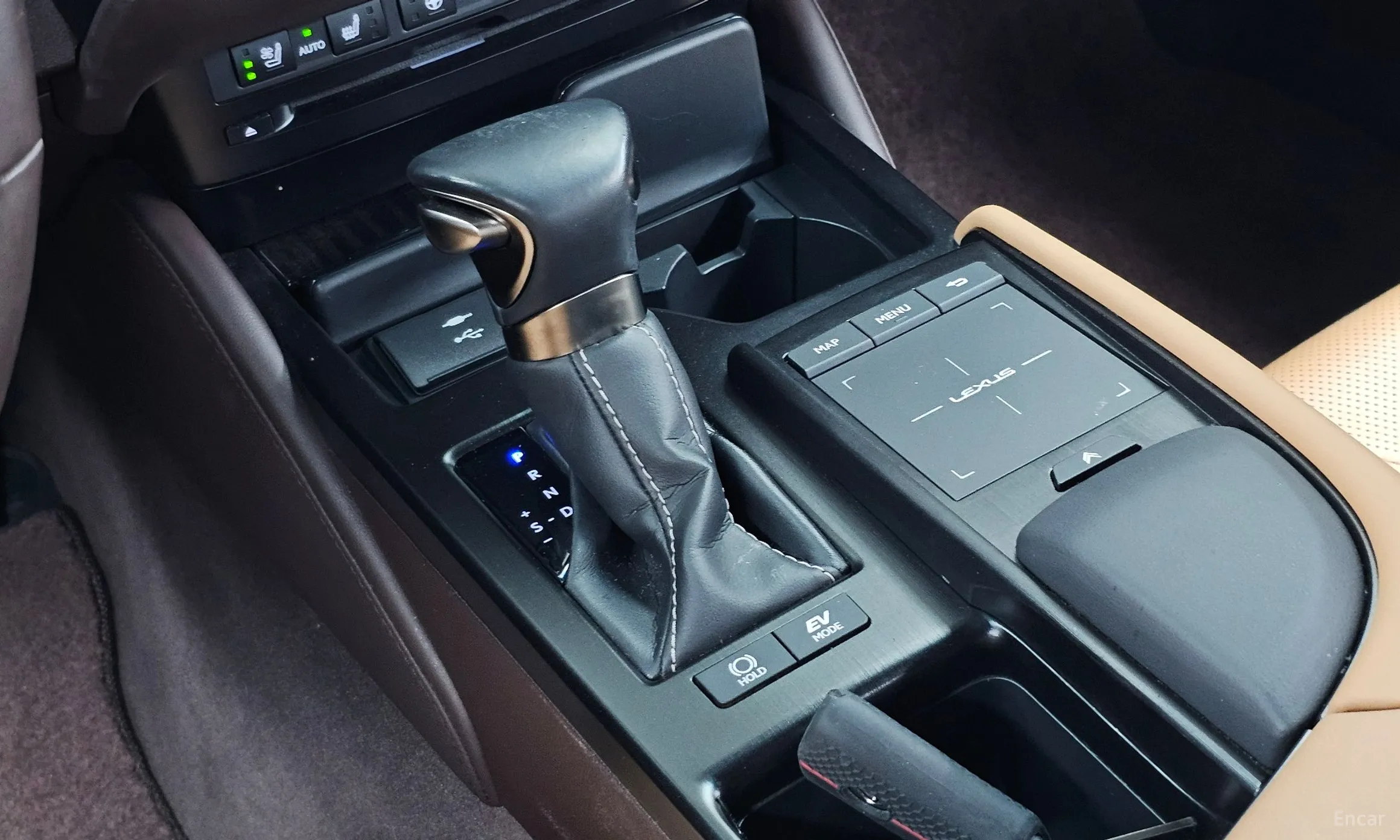 Lexus ES300h 7th Generation превью 9