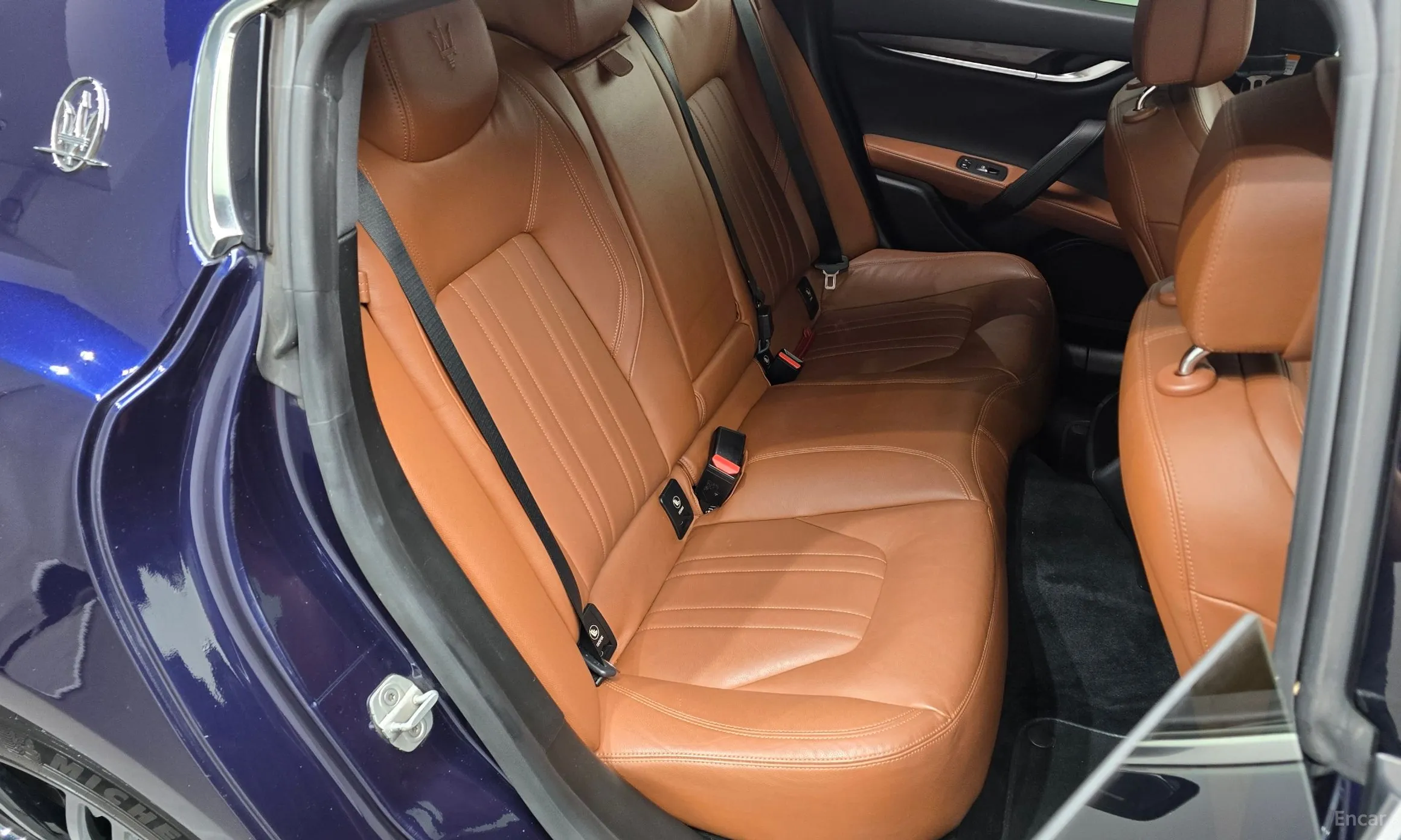 Maserati Ghibli превью 11