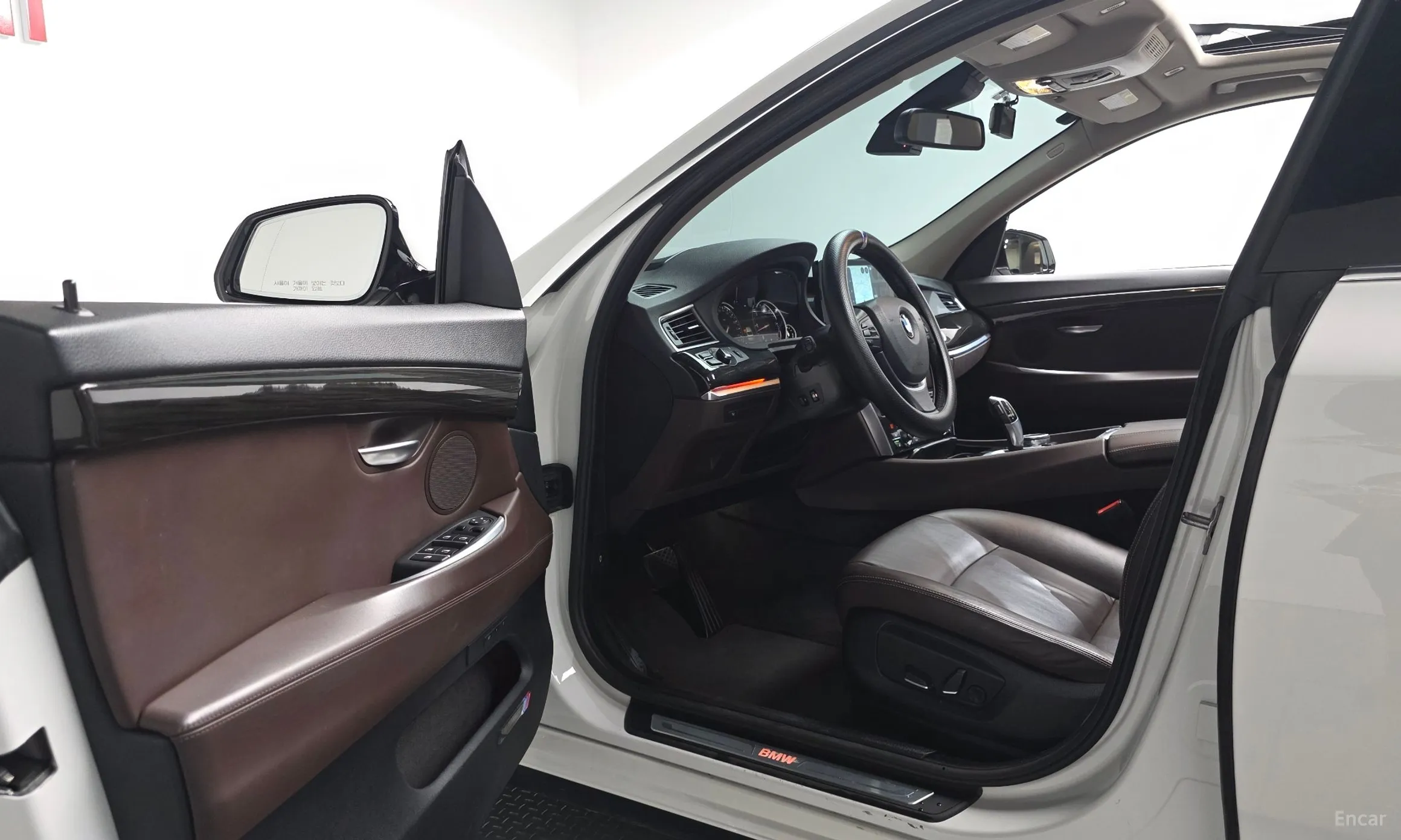 BMW 5 Series GT (F07) превью 10