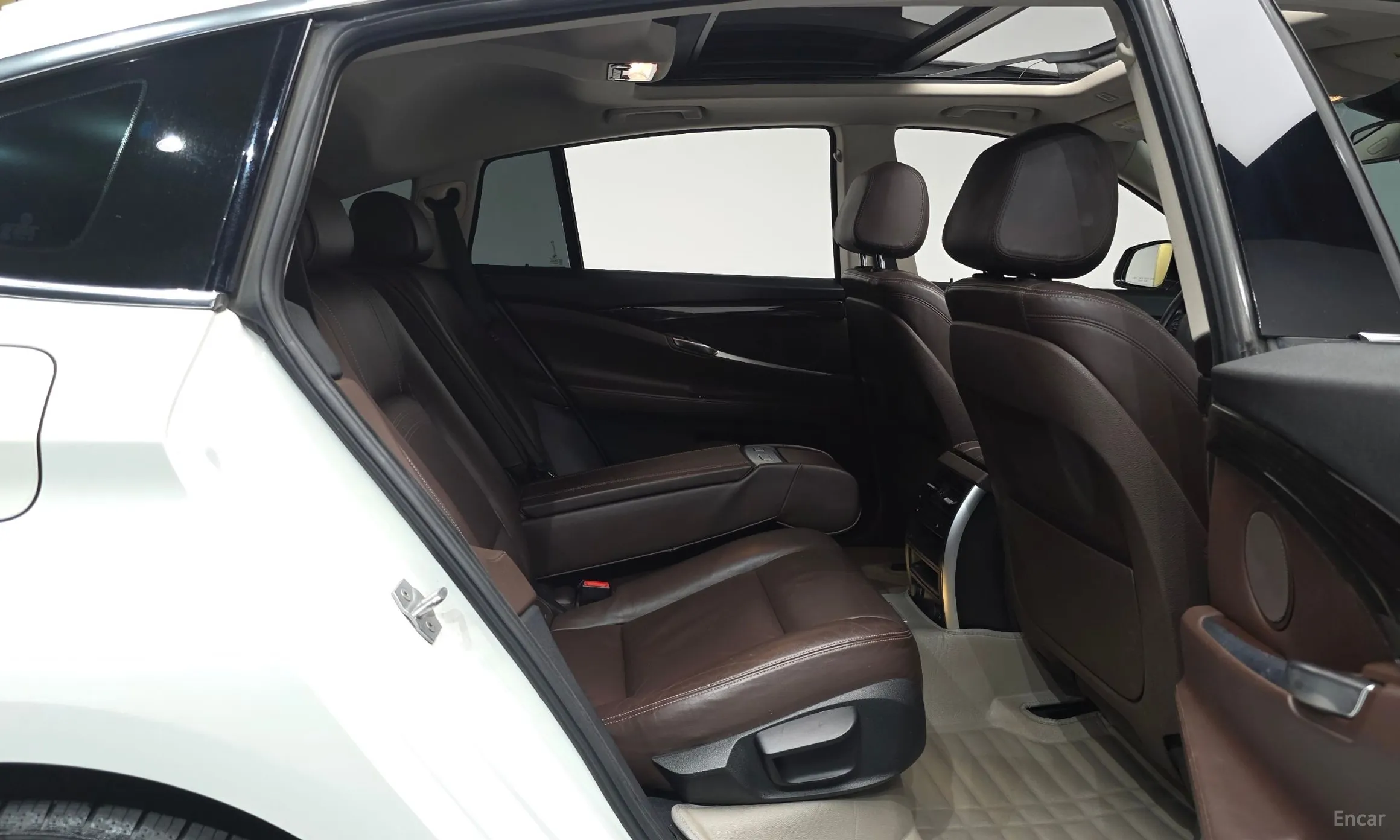 BMW 5 Series GT (F07) превью 11