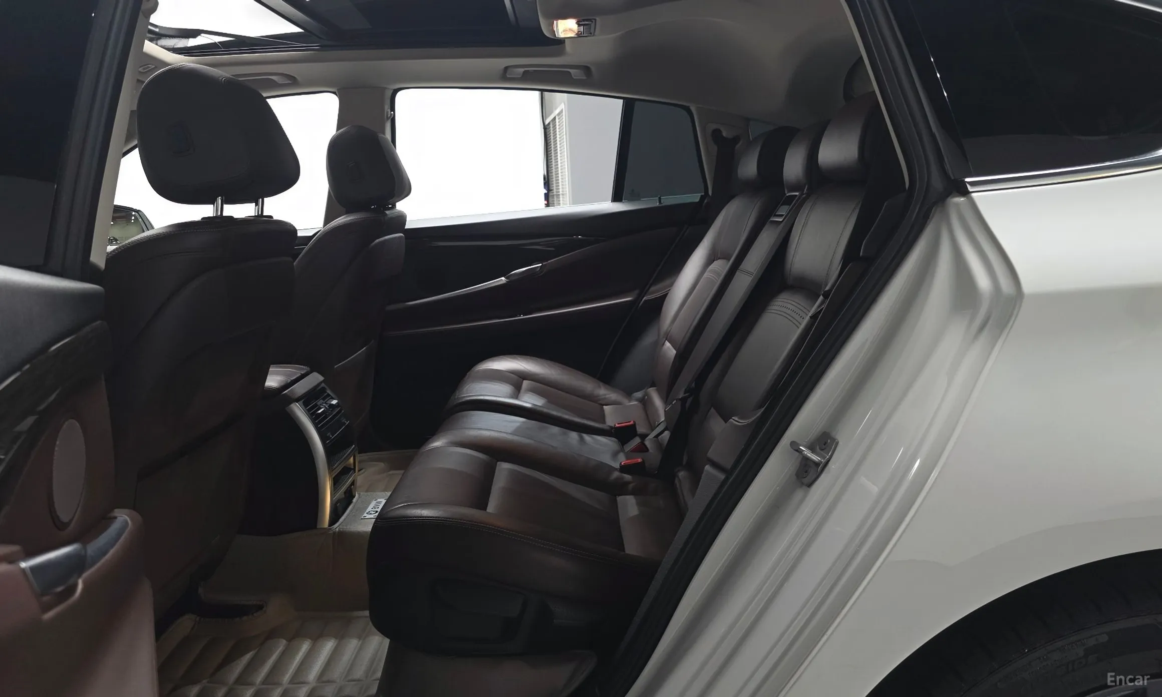 BMW 5 Series GT (F07) превью 12