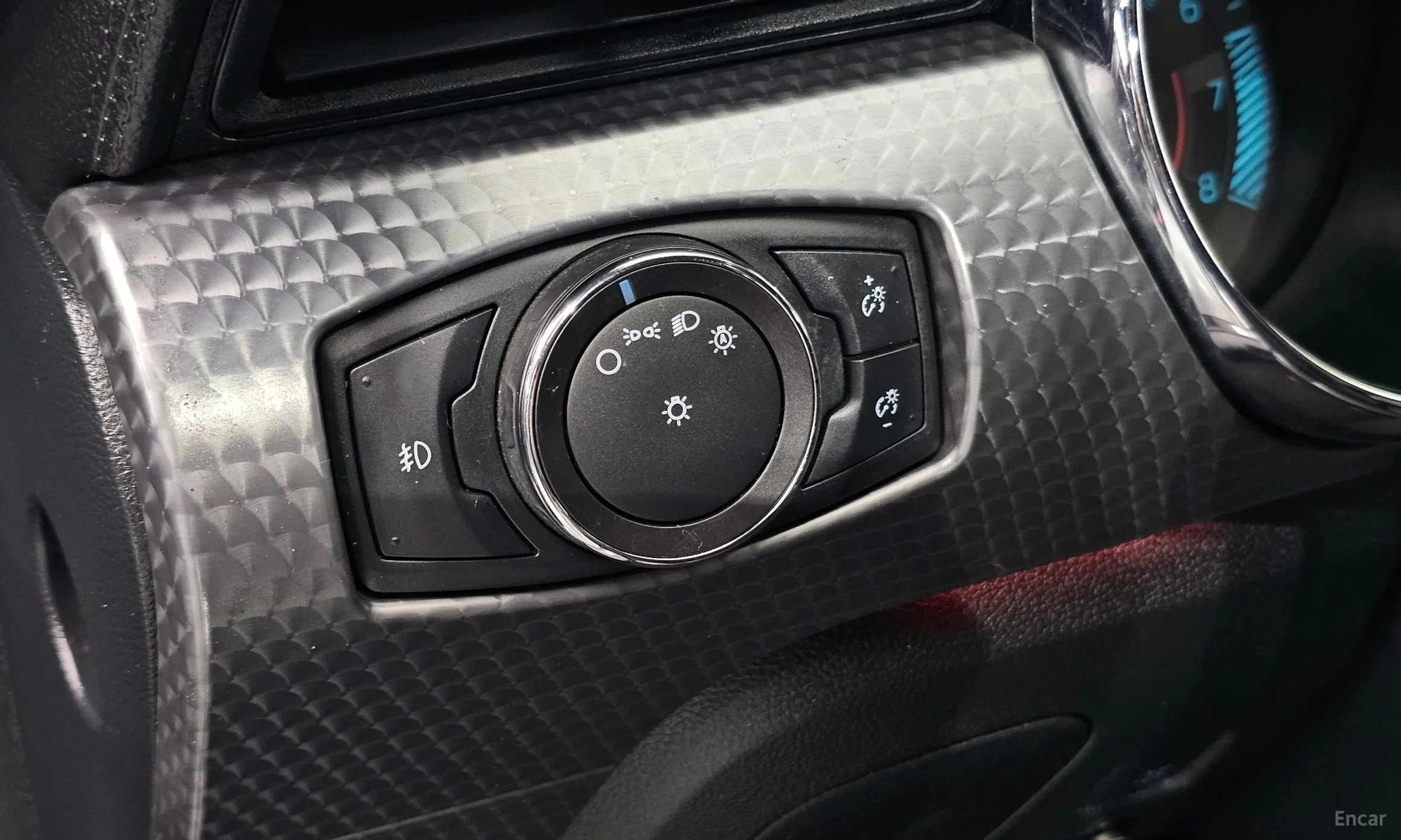 Ford Mustang превью 15