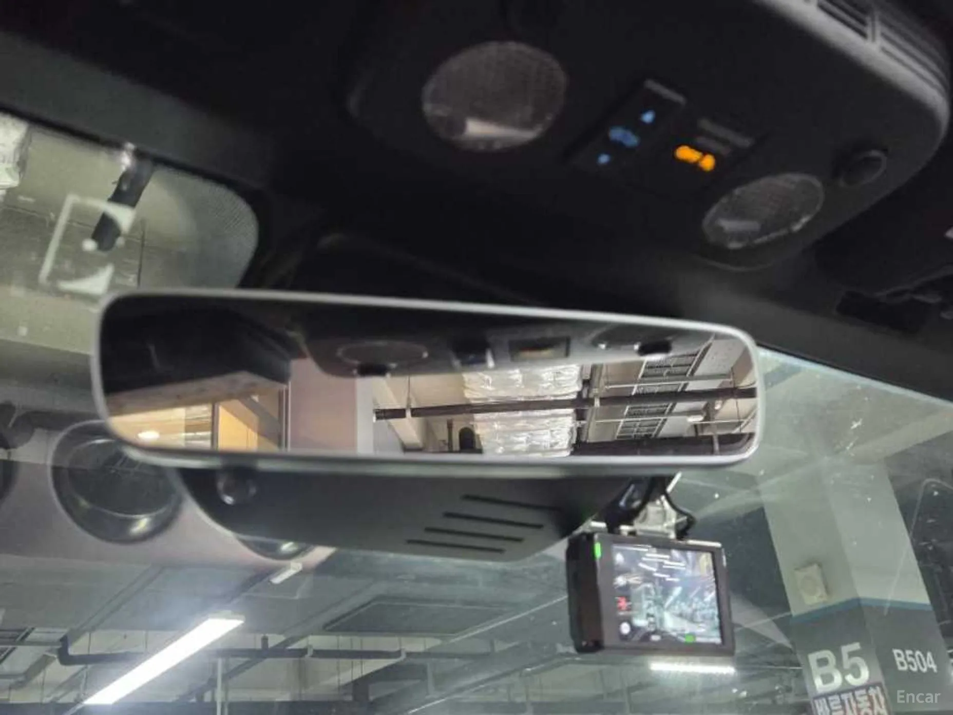 Ford Mustang превью 19