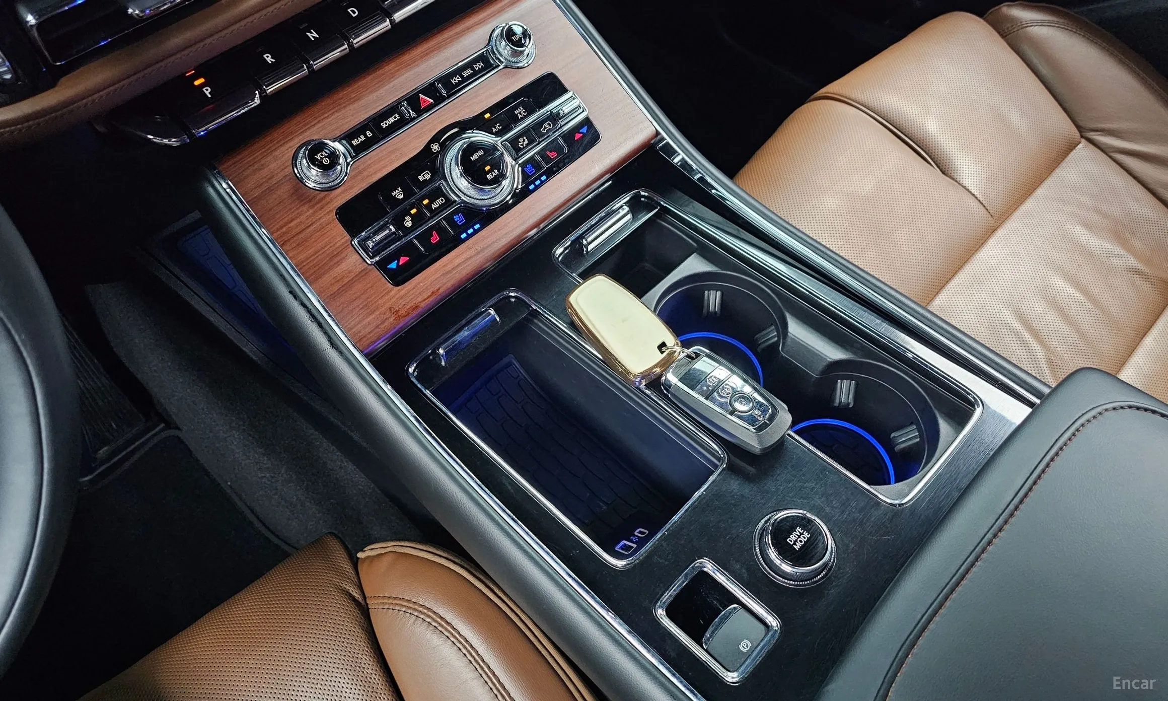 Lincoln Aviator 2nd Generation превью 17
