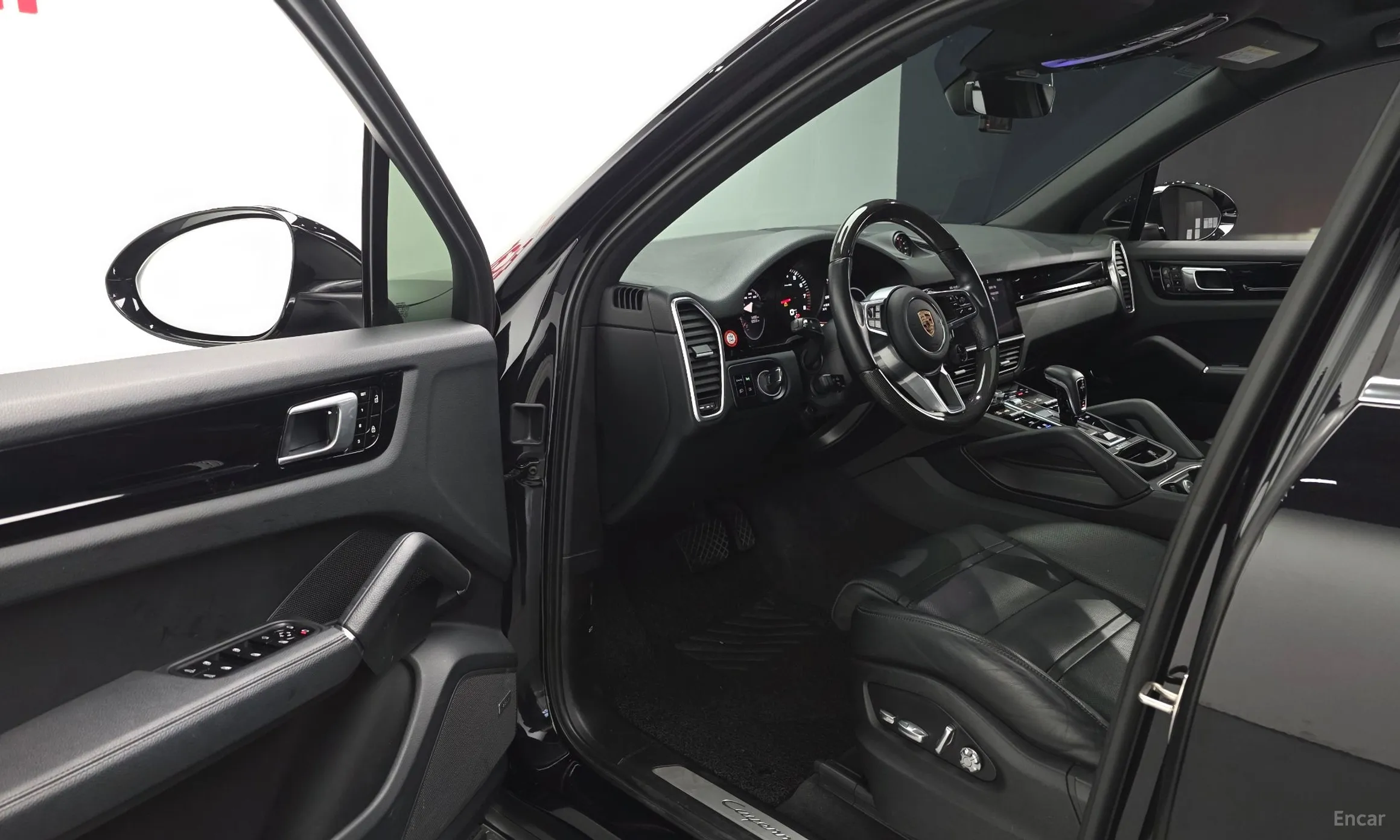 Porsche Cayenne (PO536) превью 10