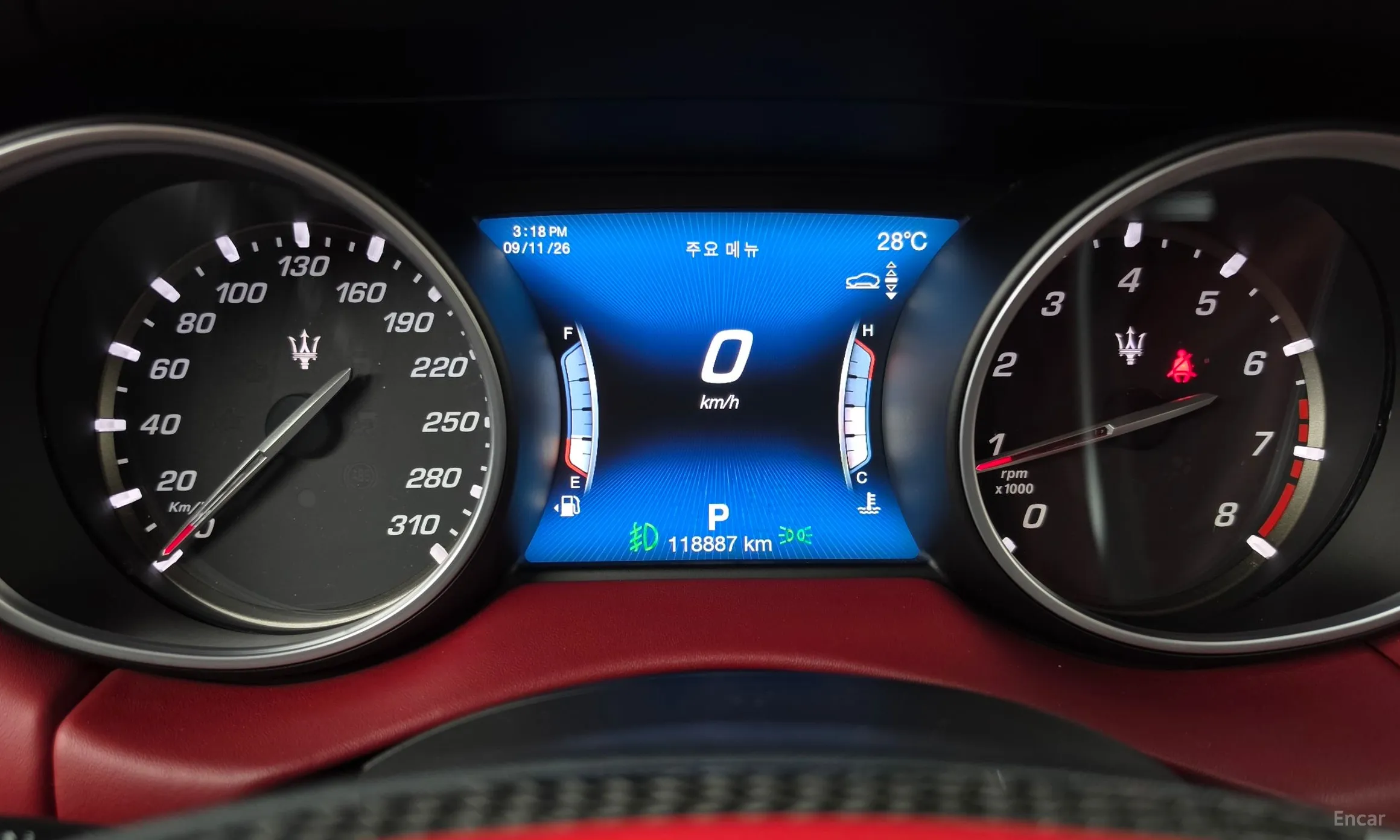 Maserati Levante превью 8