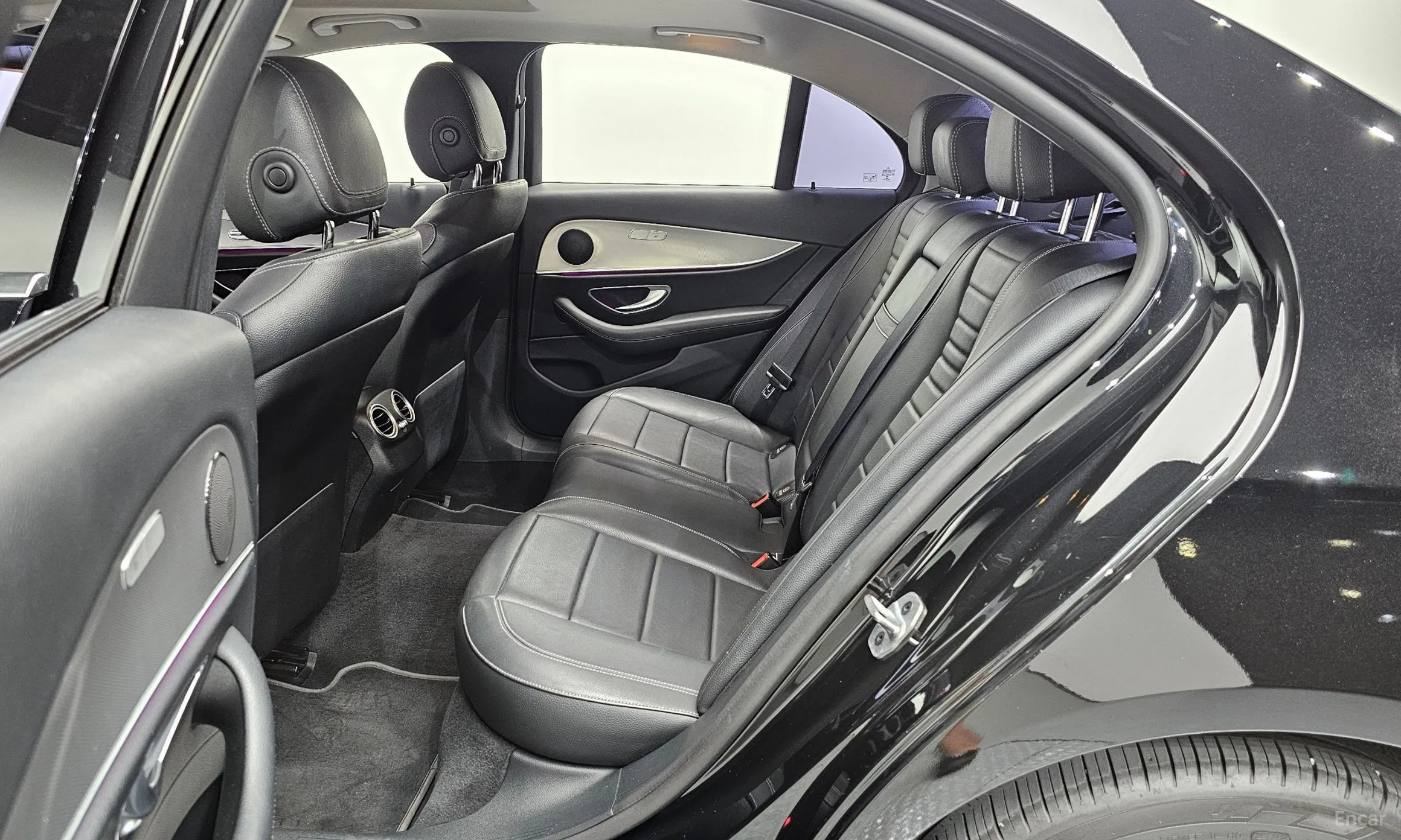 Mercedes Benz E-Class W213 превью 11