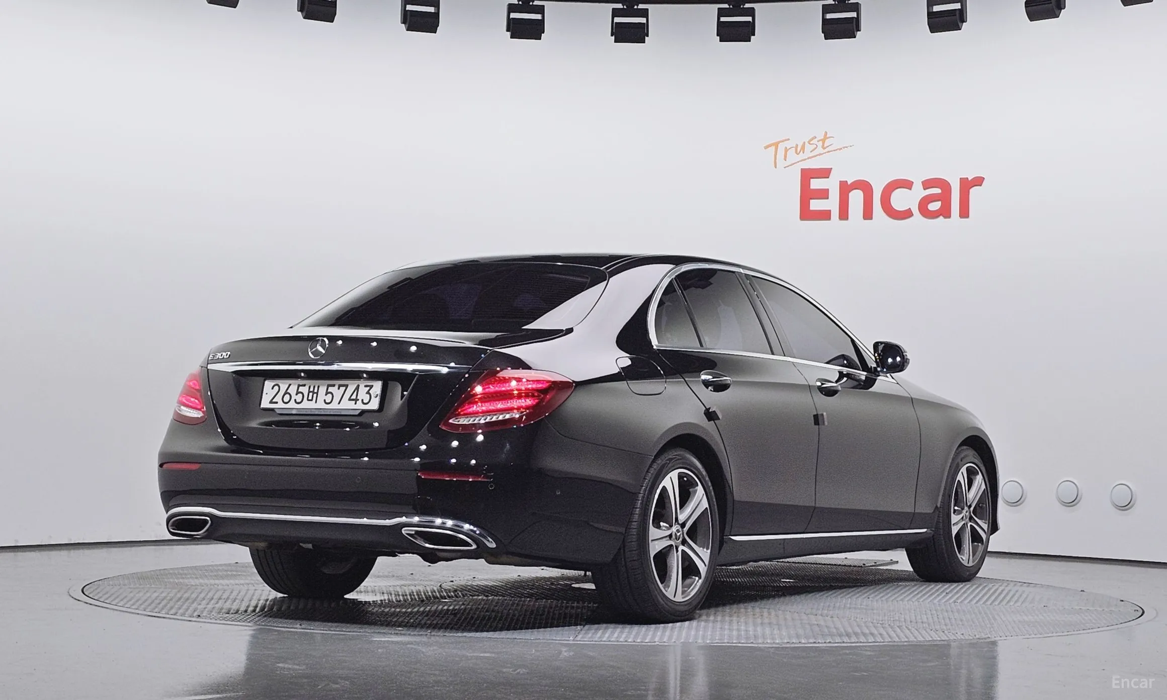 Mercedes Benz E-Class W213