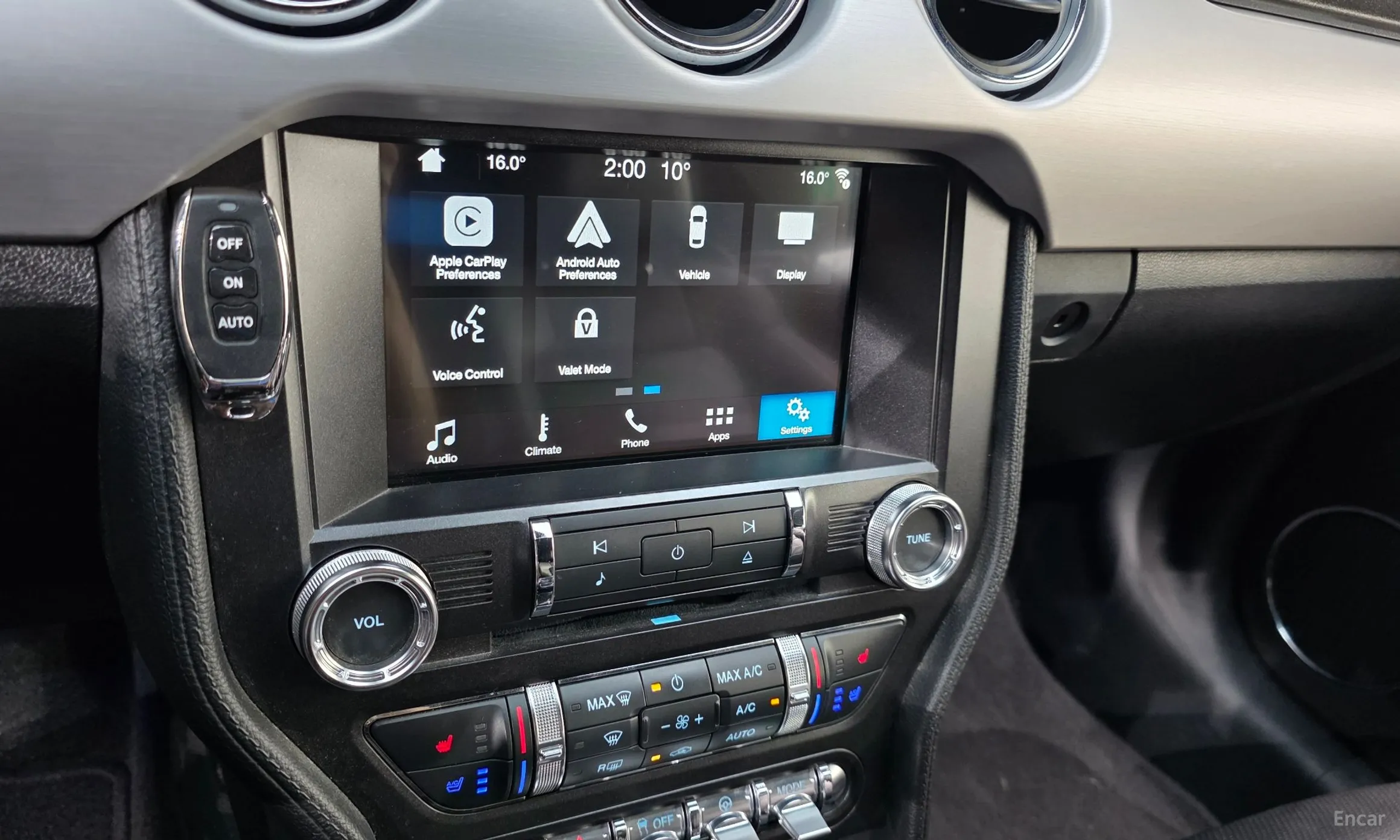 Ford Mustang превью 14