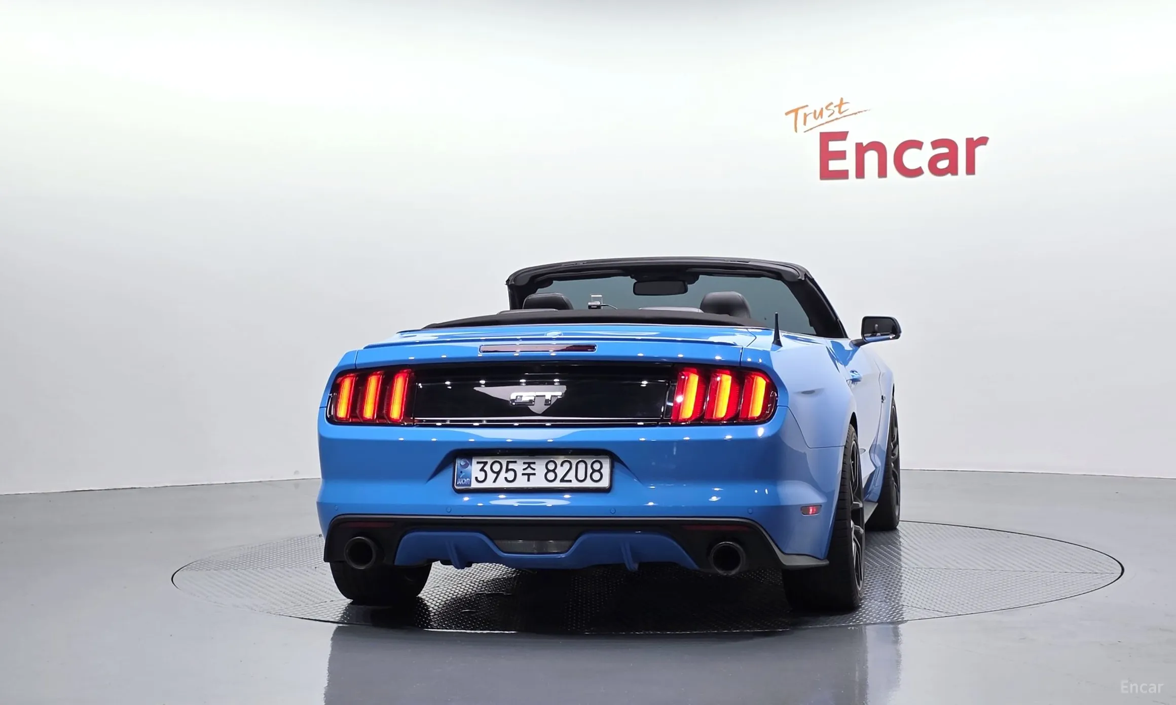 Ford Mustang превью 4