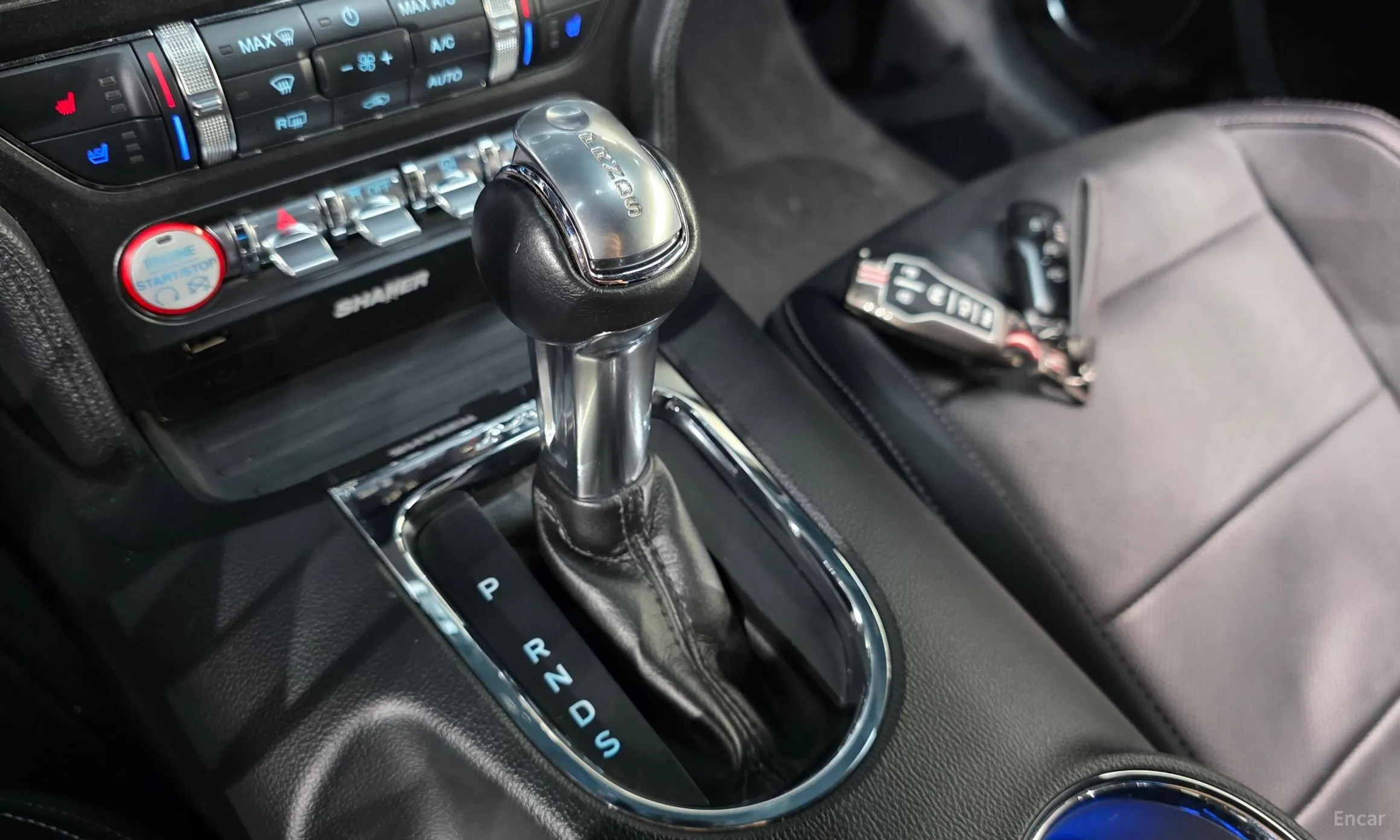 Ford Mustang превью 9