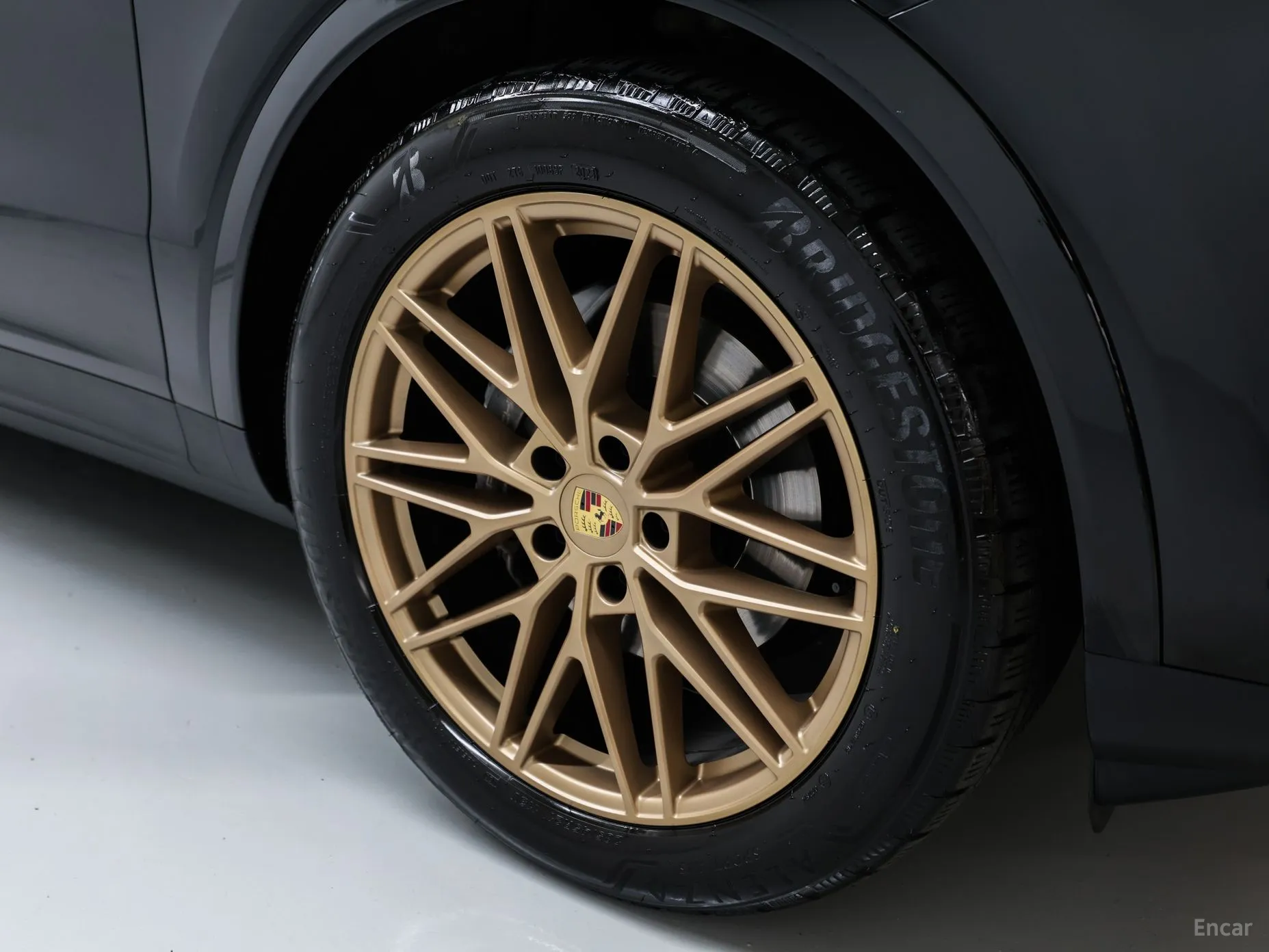 Porsche Cayenne (PO536) превью 6