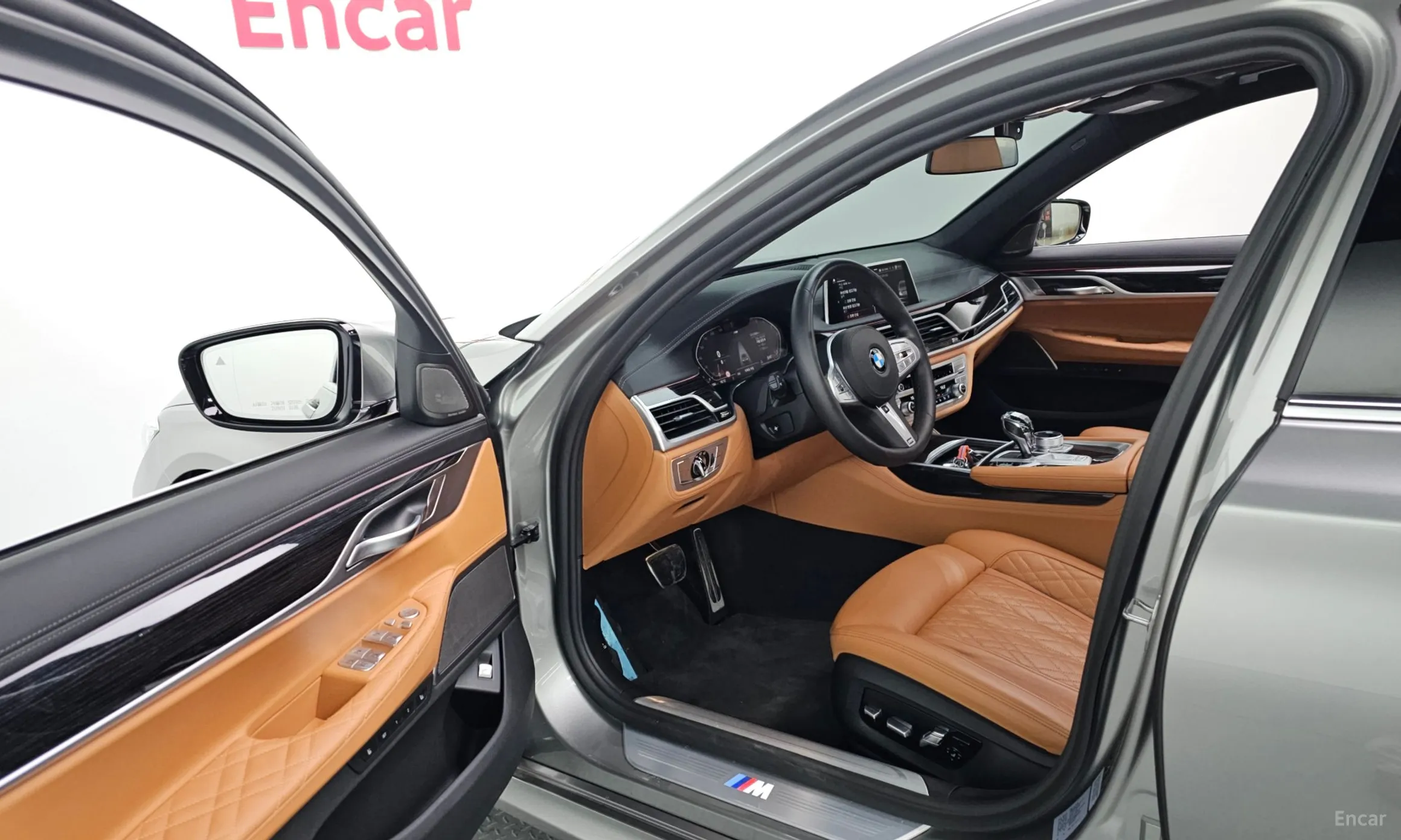 BMW 7 Series (G11) превью 10