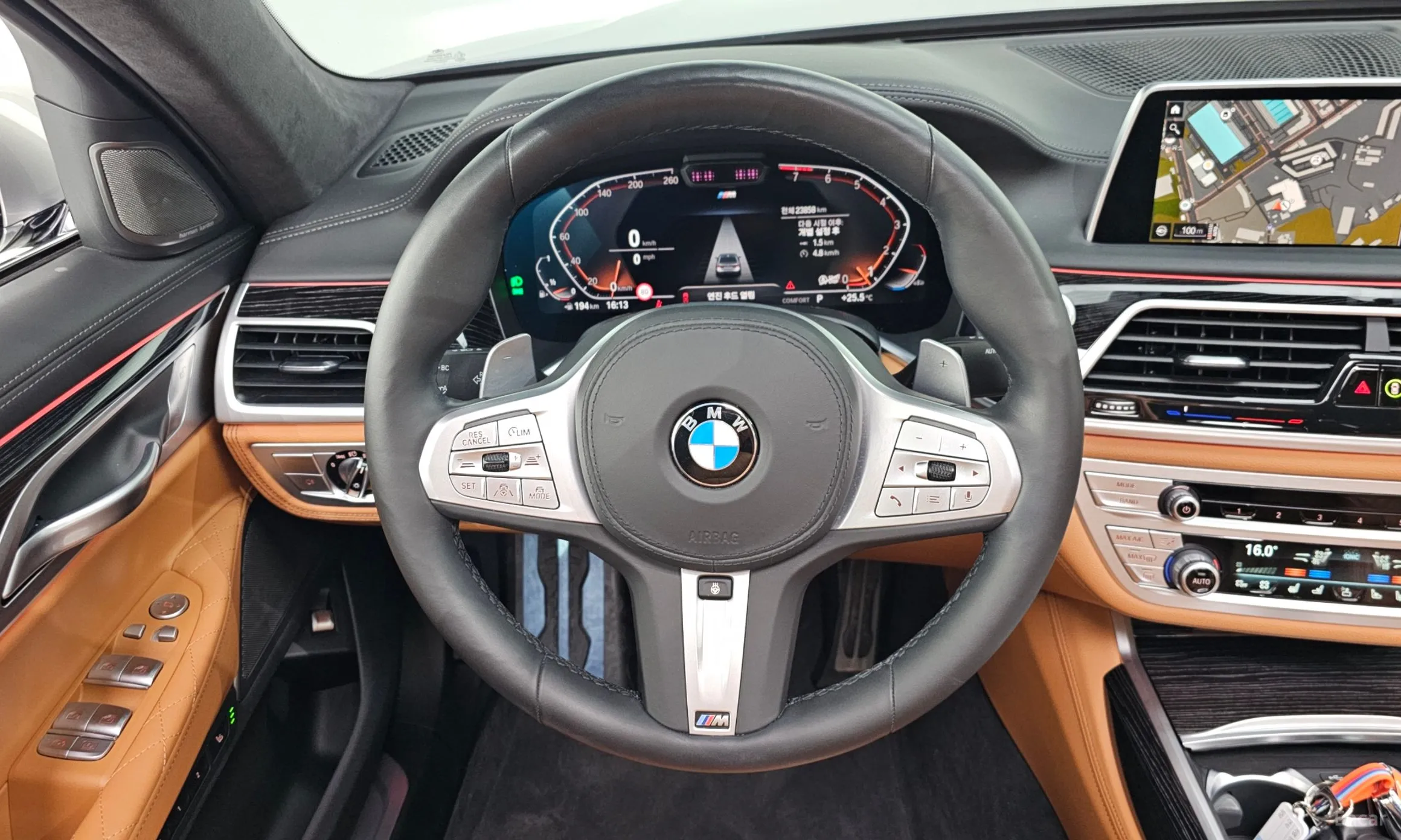 BMW 7 Series (G11) превью 13