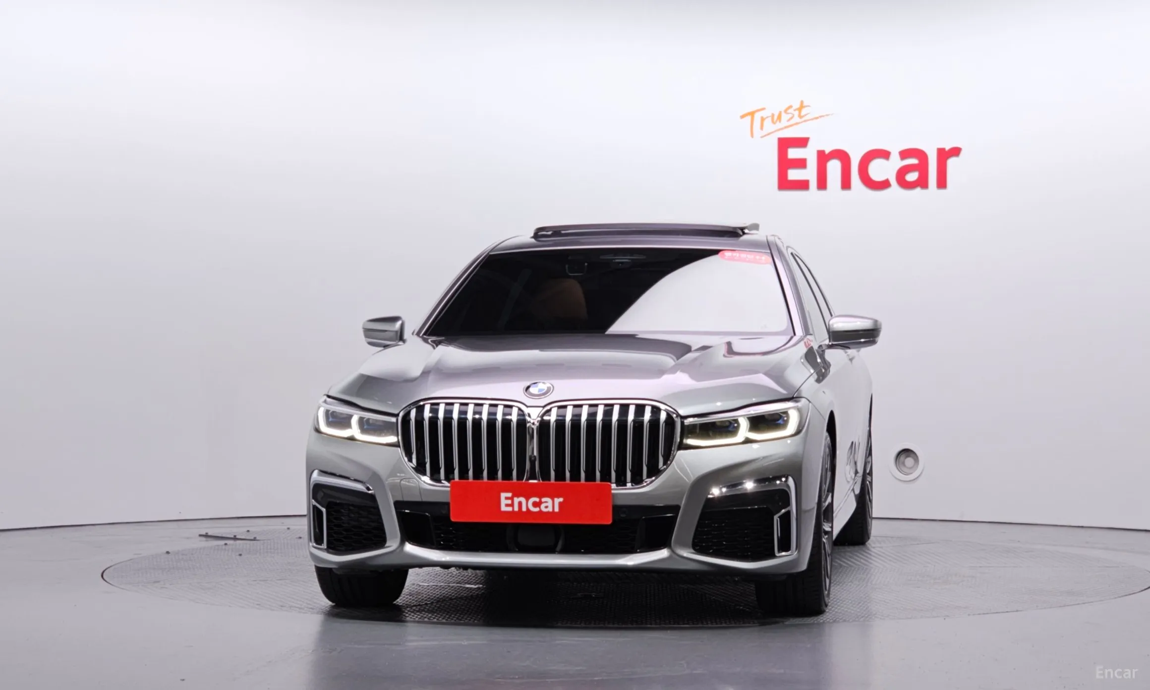 BMW 7 Series (G11) превью 3