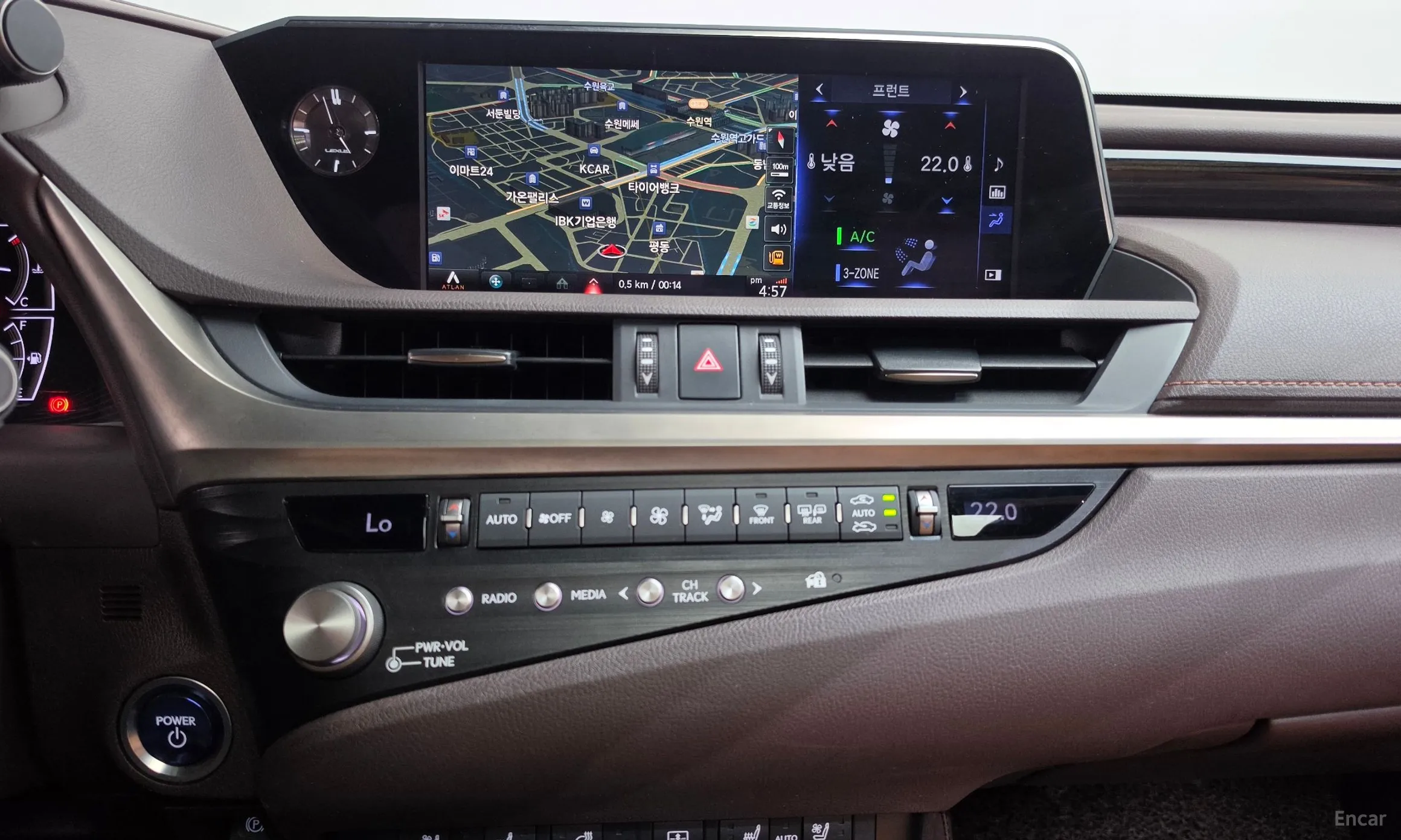 Lexus ES300h 7th Generation превью 12