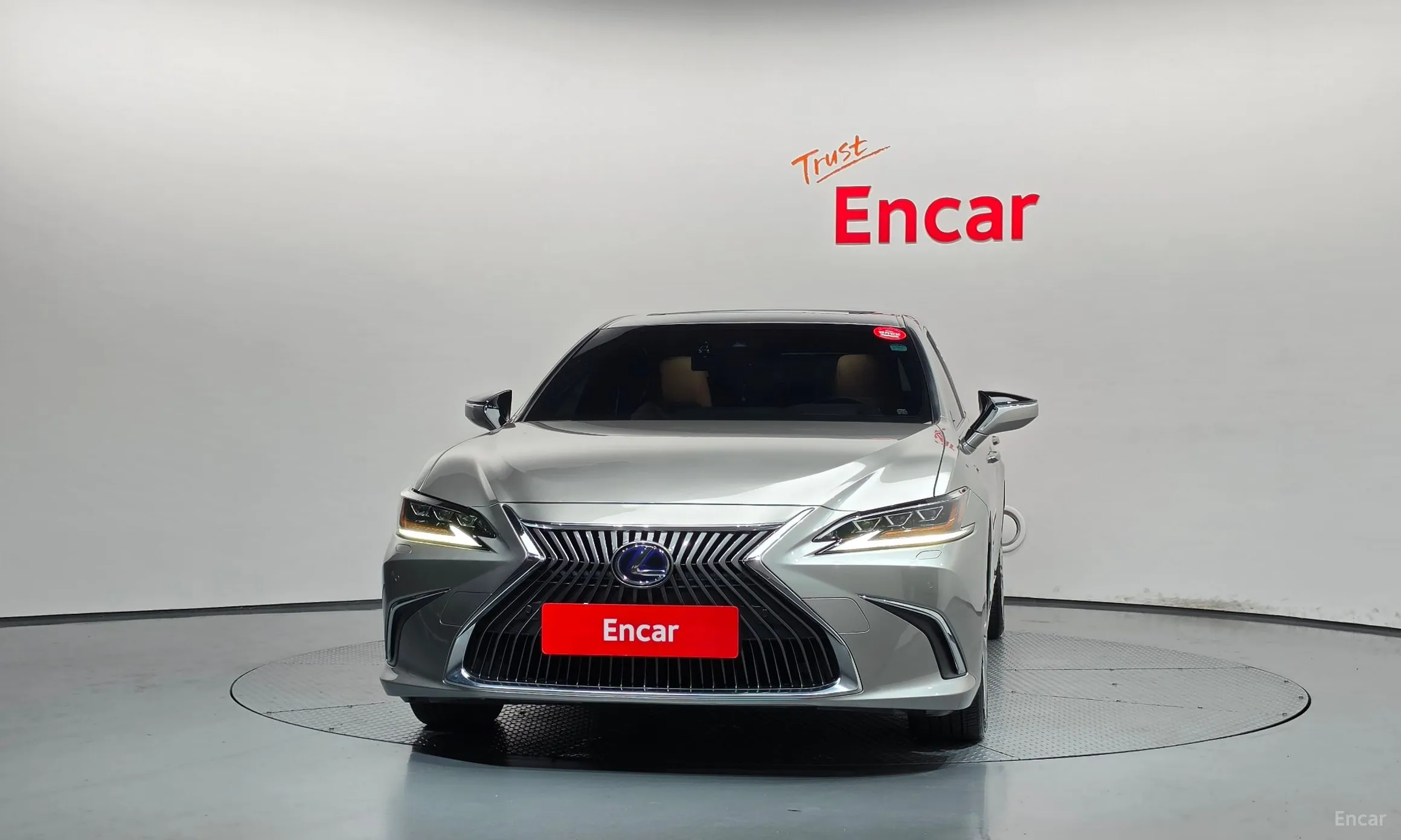 Lexus ES300h 7th Generation превью 3