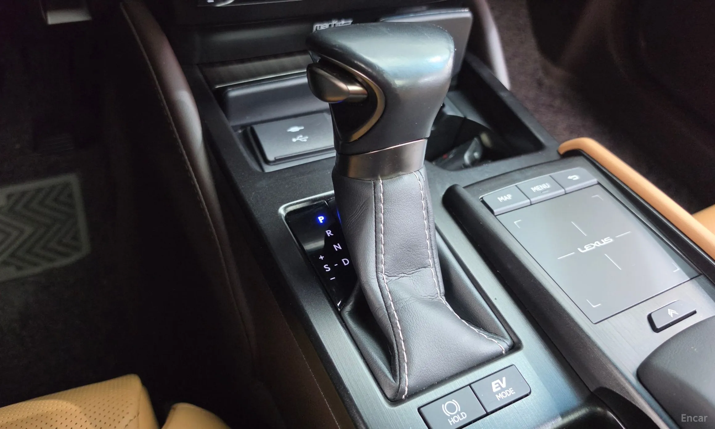 Lexus ES300h 7th Generation превью 9