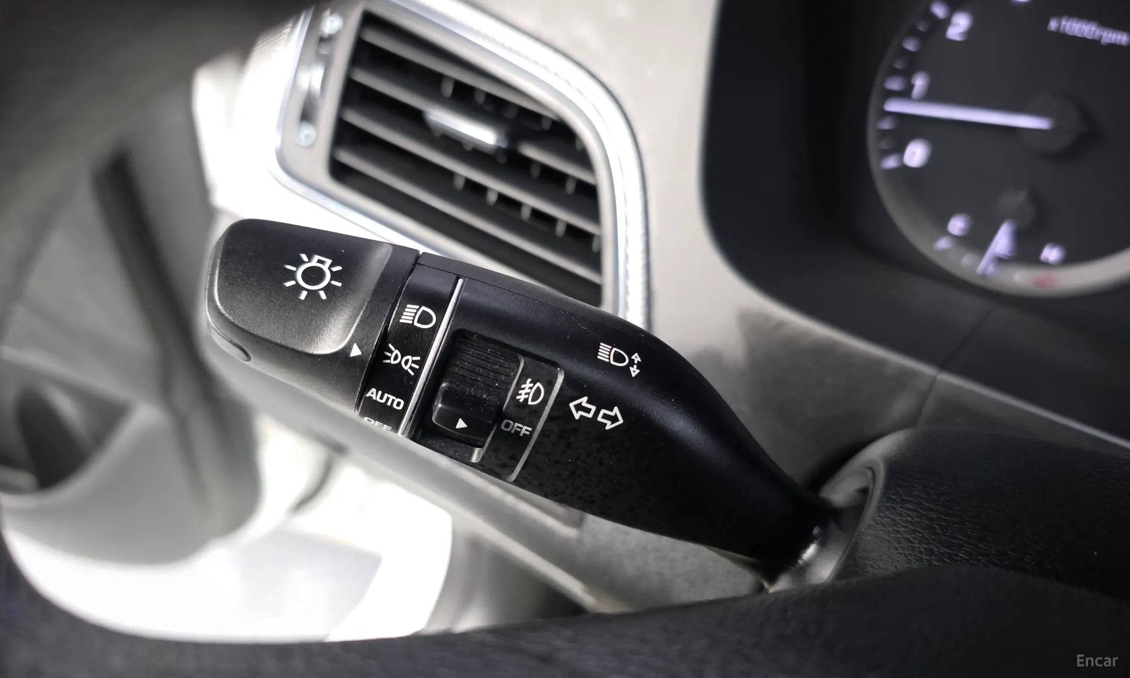 Hyundai LF Sonata превью 17