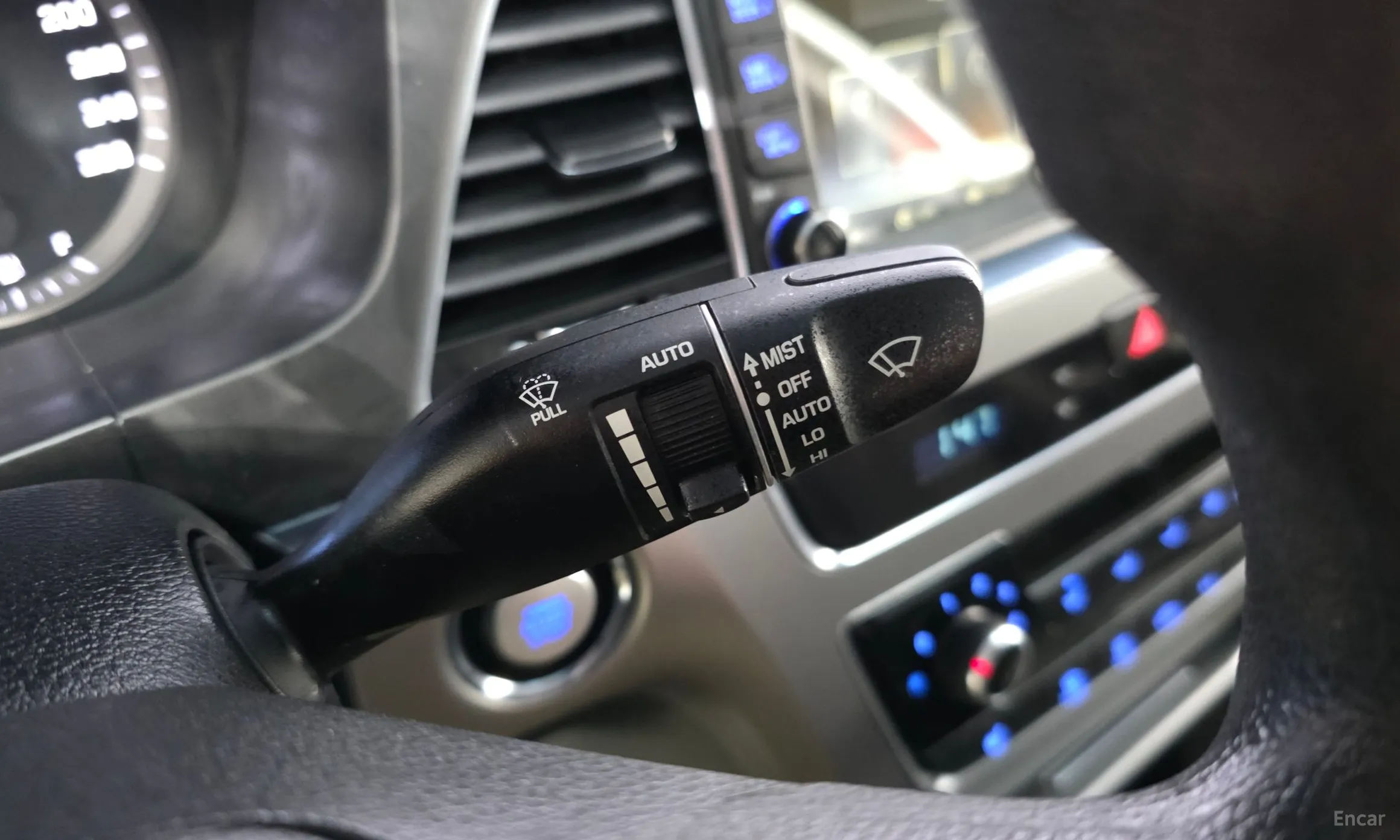 Hyundai LF Sonata превью 18