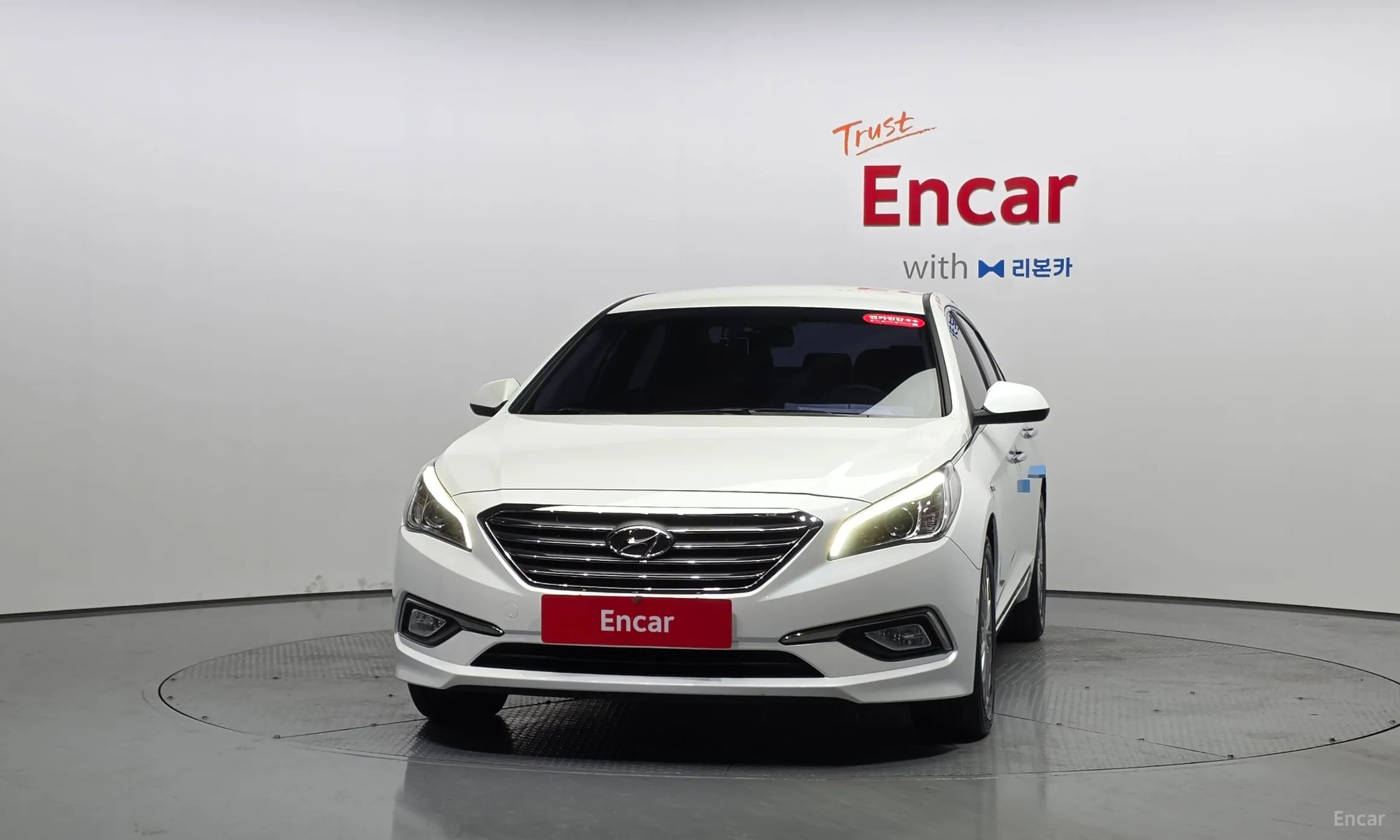 Hyundai LF Sonata превью 3