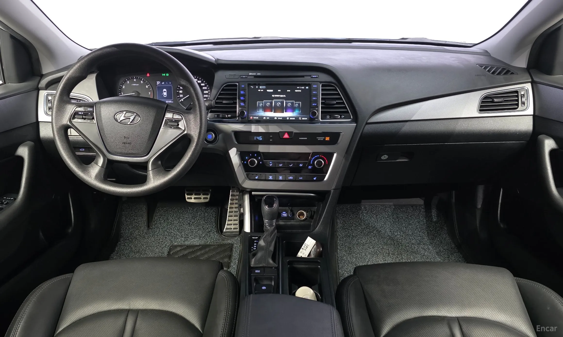 Hyundai LF Sonata превью 7