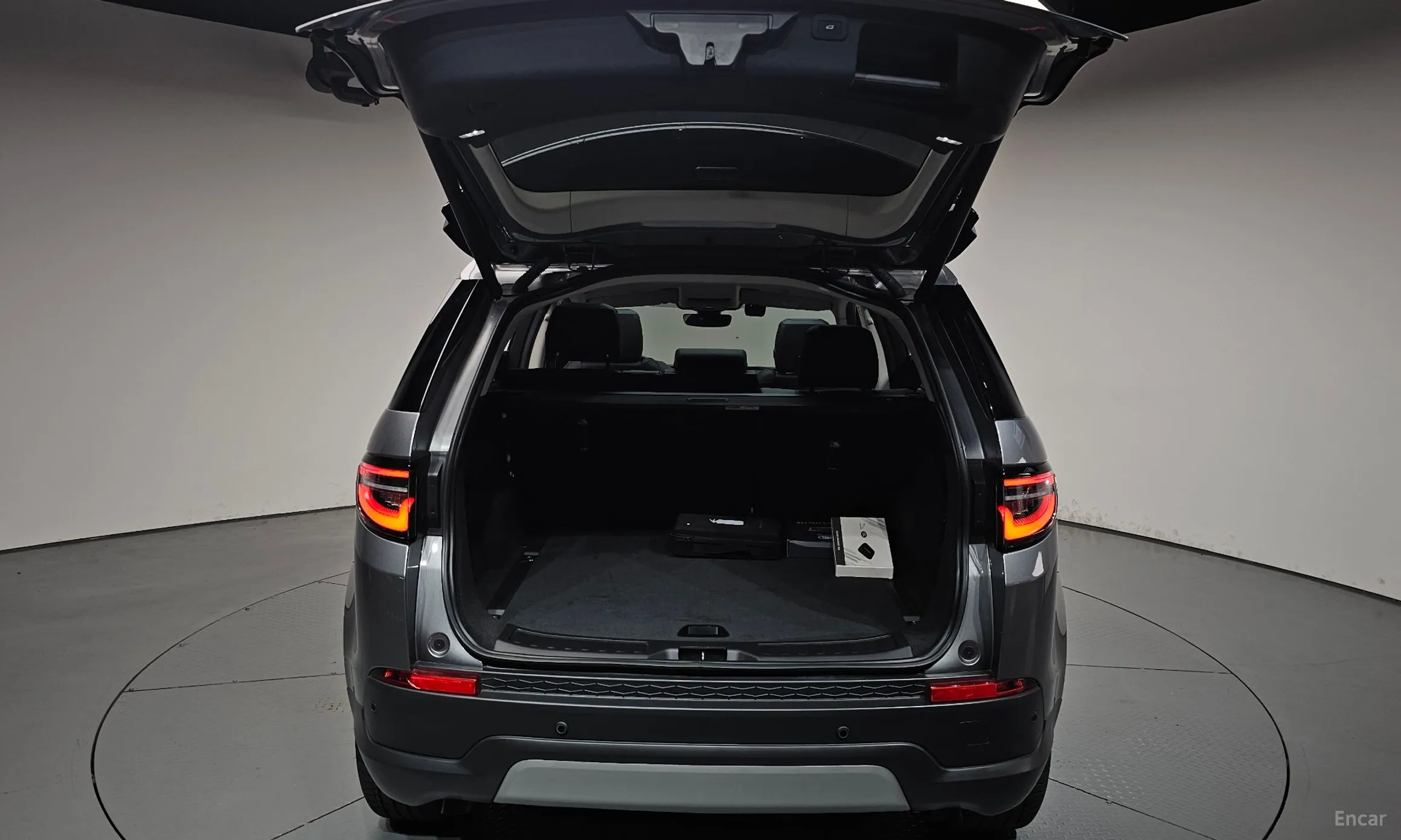 Land Rover Discovery Sports превью 20