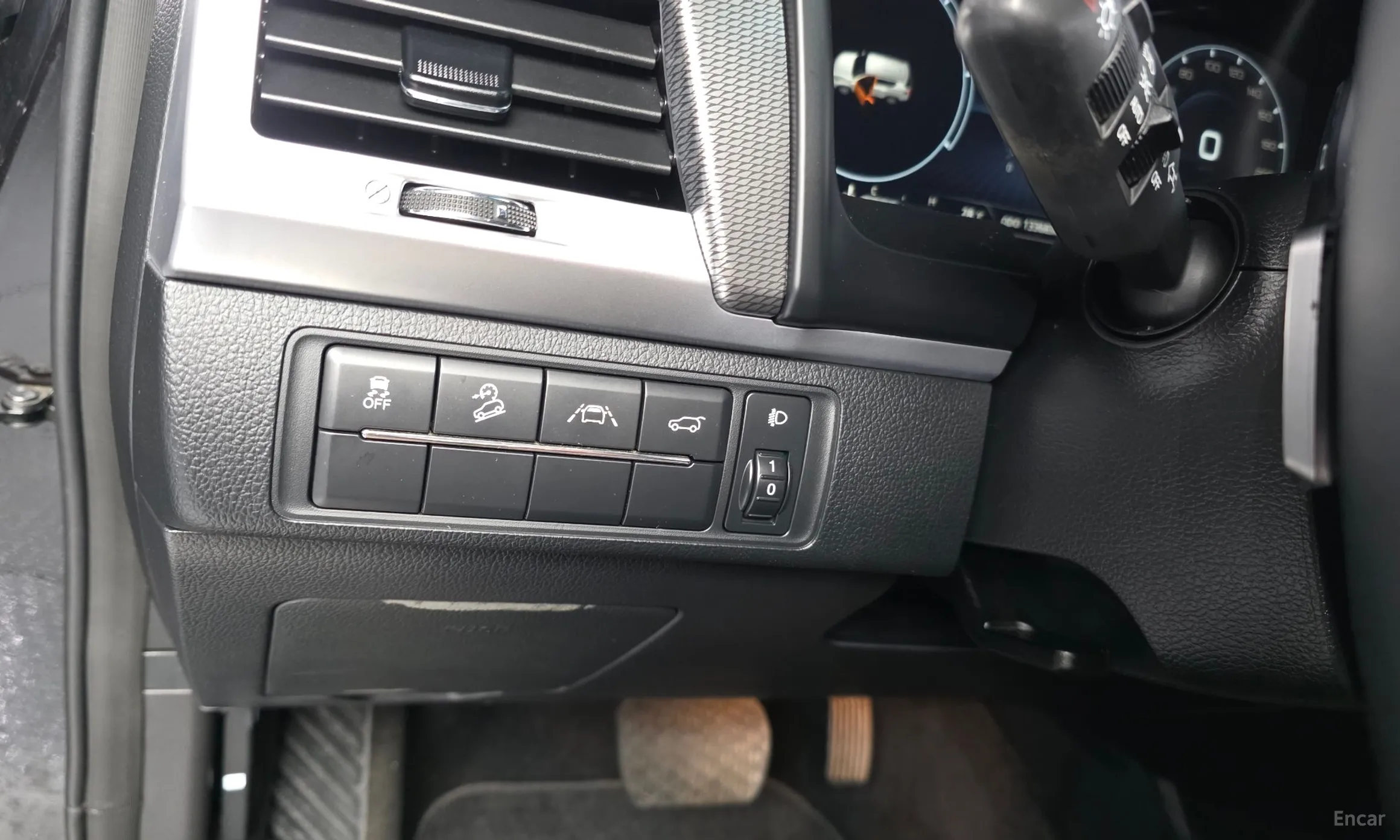 KG Mobility (SsangYong) Rexton превью 20