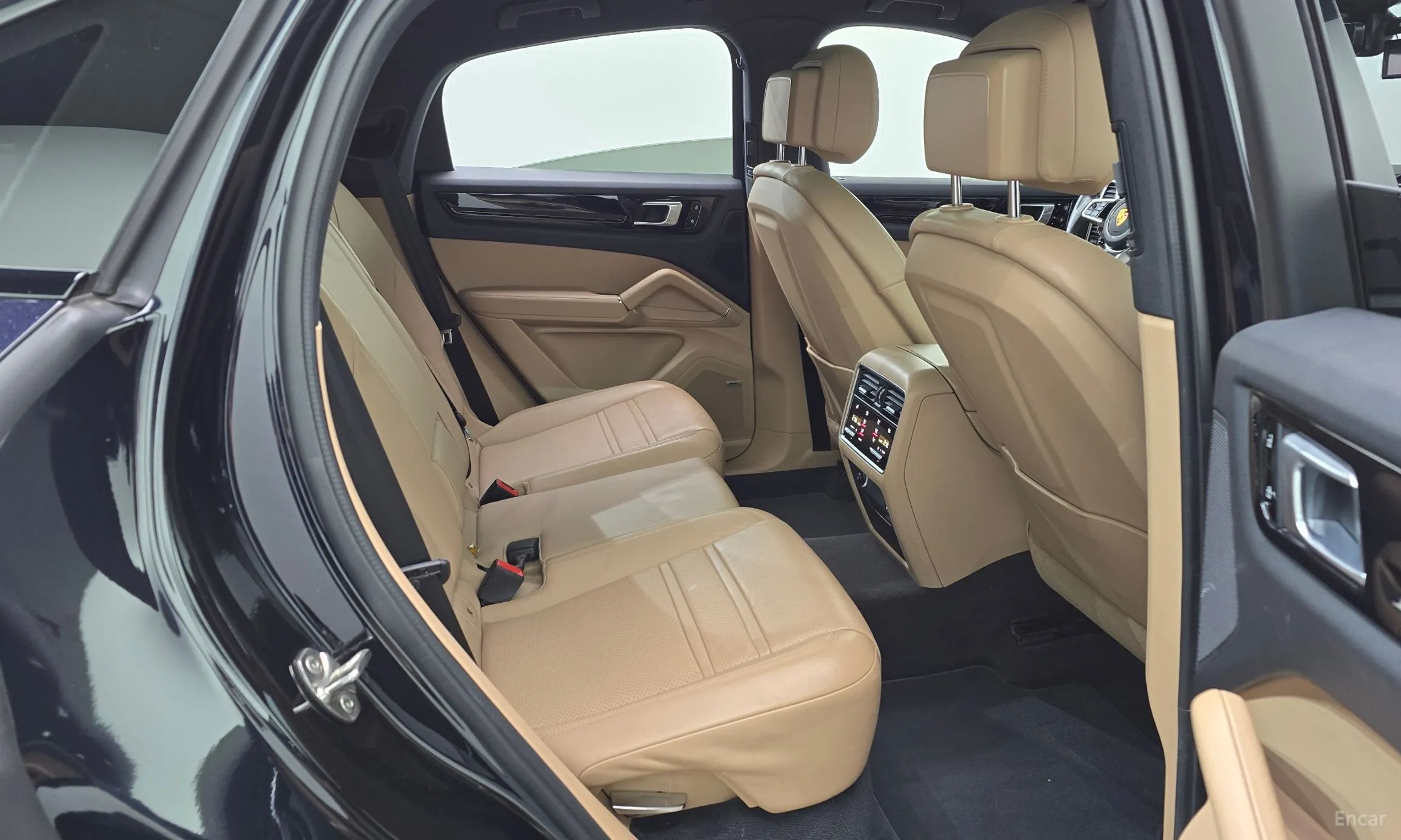 Porsche Cayenne (PO536) превью 11