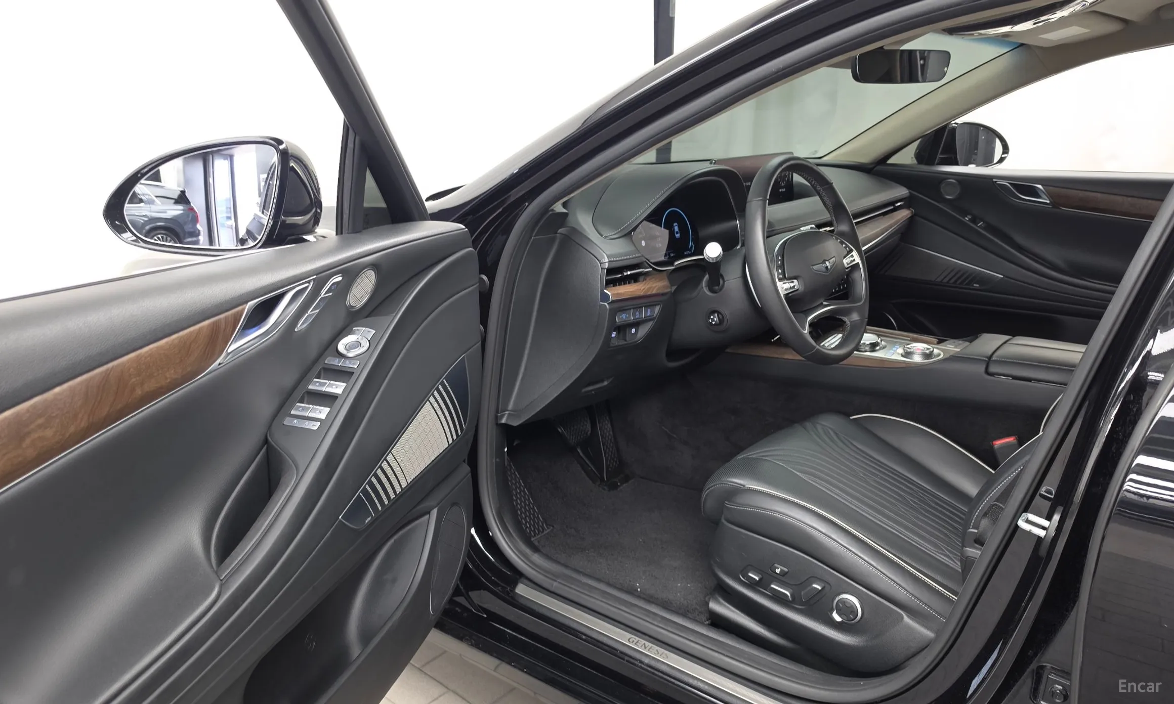 Genesis G80 (RG3) превью 10