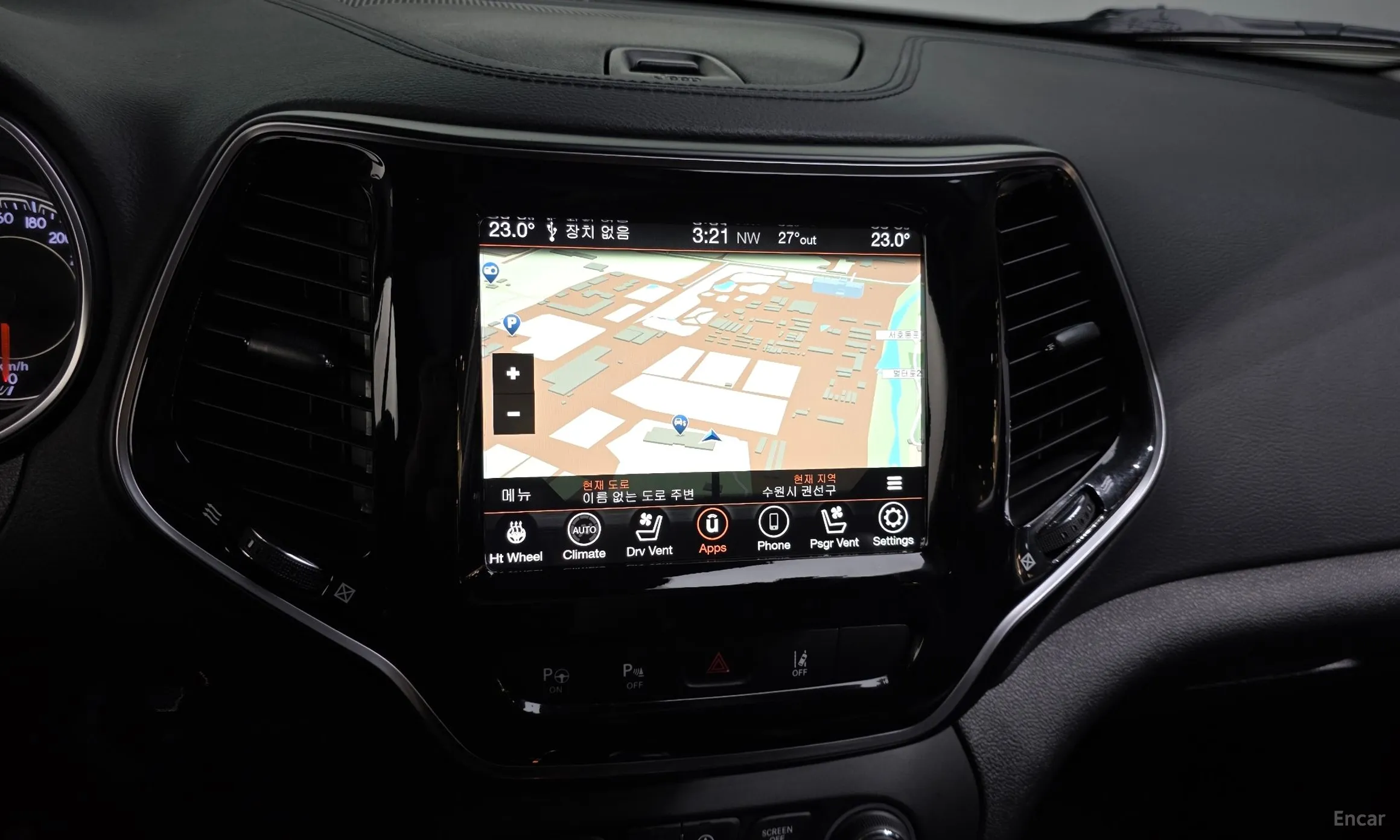Jeep Cherokee (KL) превью 14