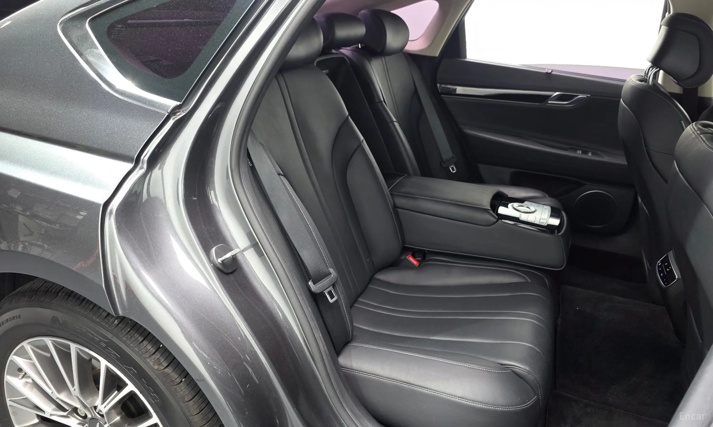 Genesis G80 (RG3) превью 12