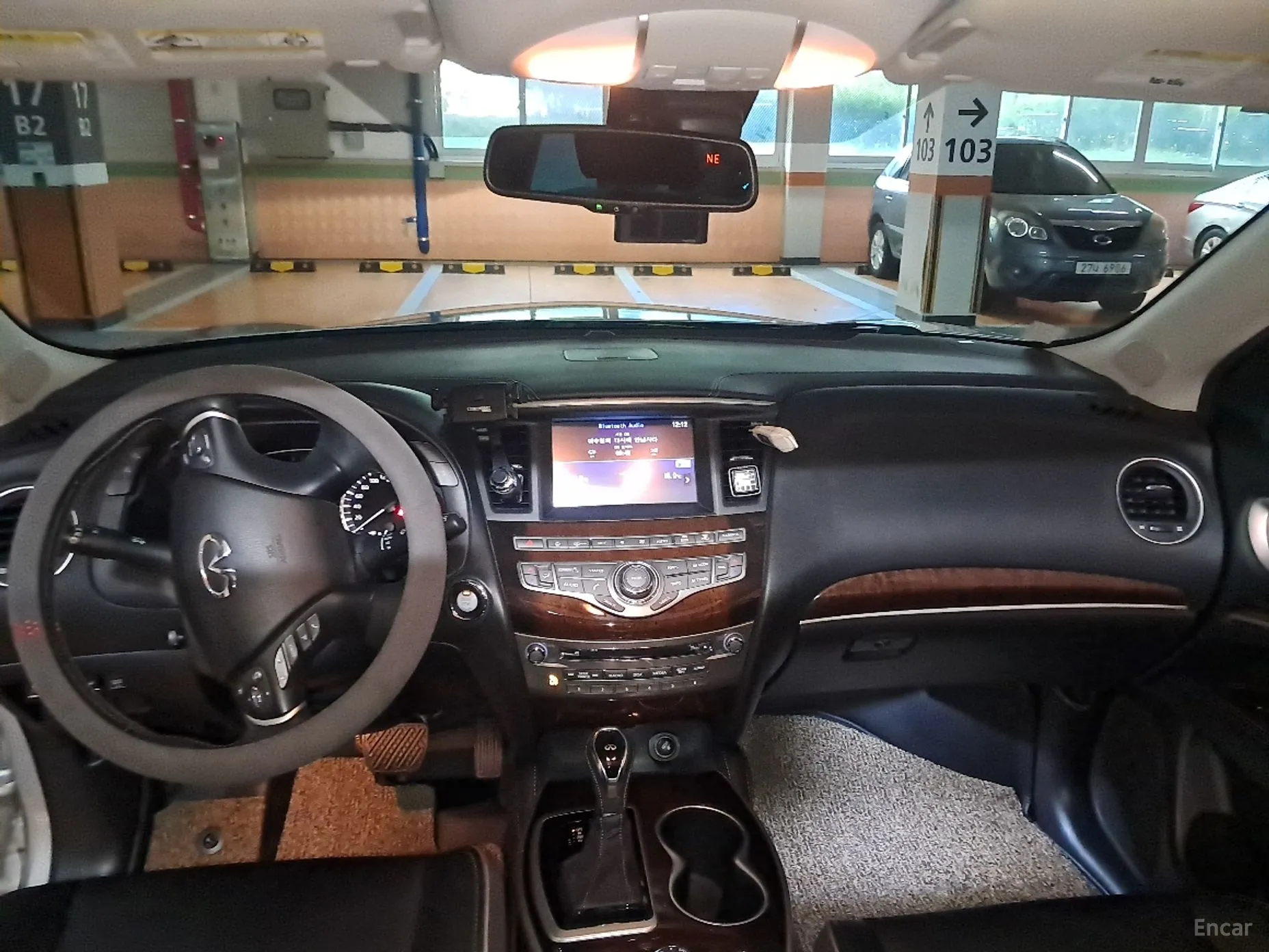 Infiniti QX60 превью 16