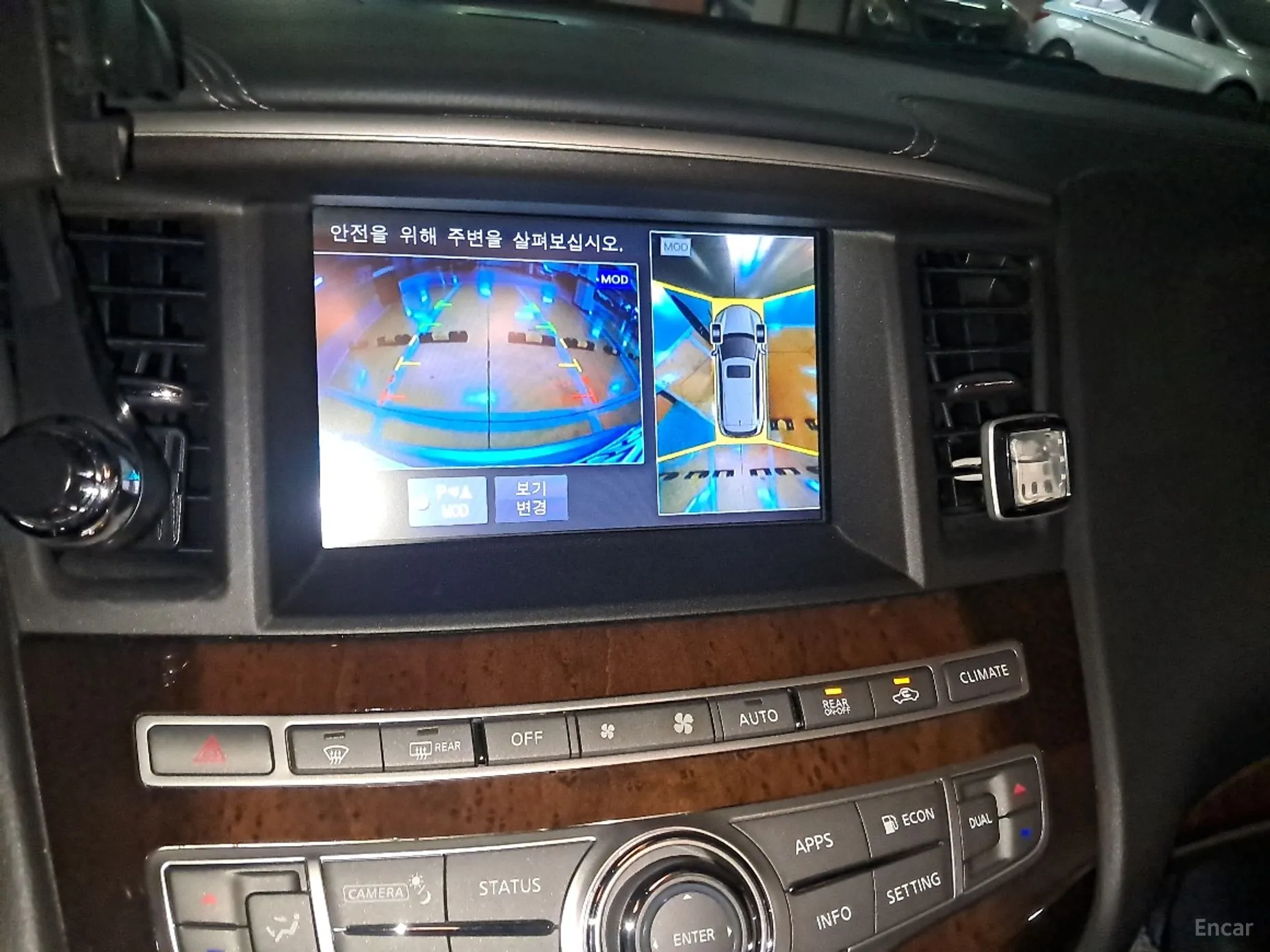 Infiniti QX60 превью 18