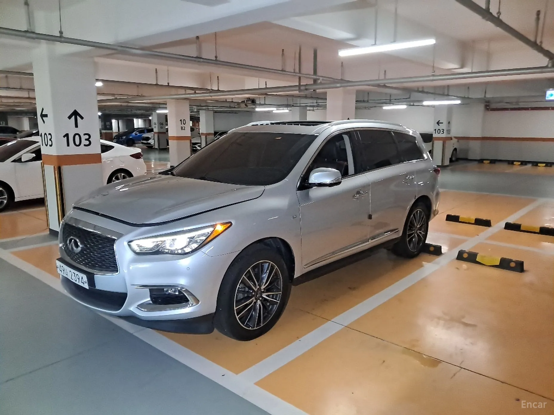 Infiniti QX60 превью 3