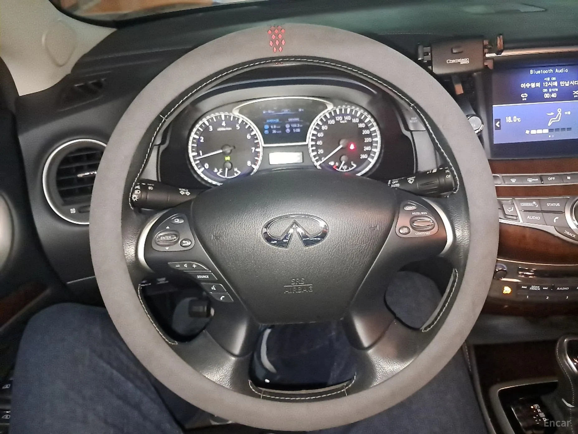 Infiniti QX60 превью 7