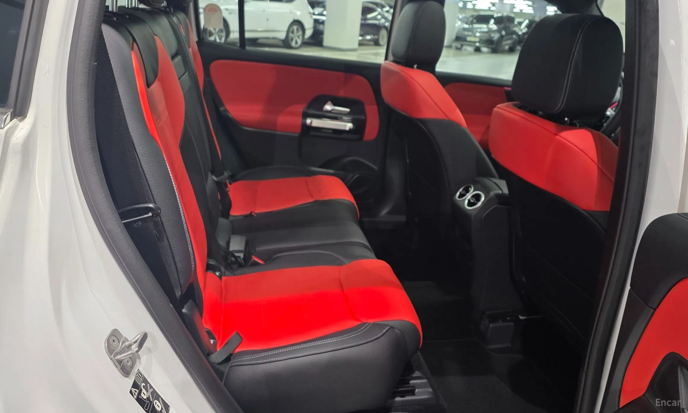 Mercedes Benz GLB-Class X247 превью 20