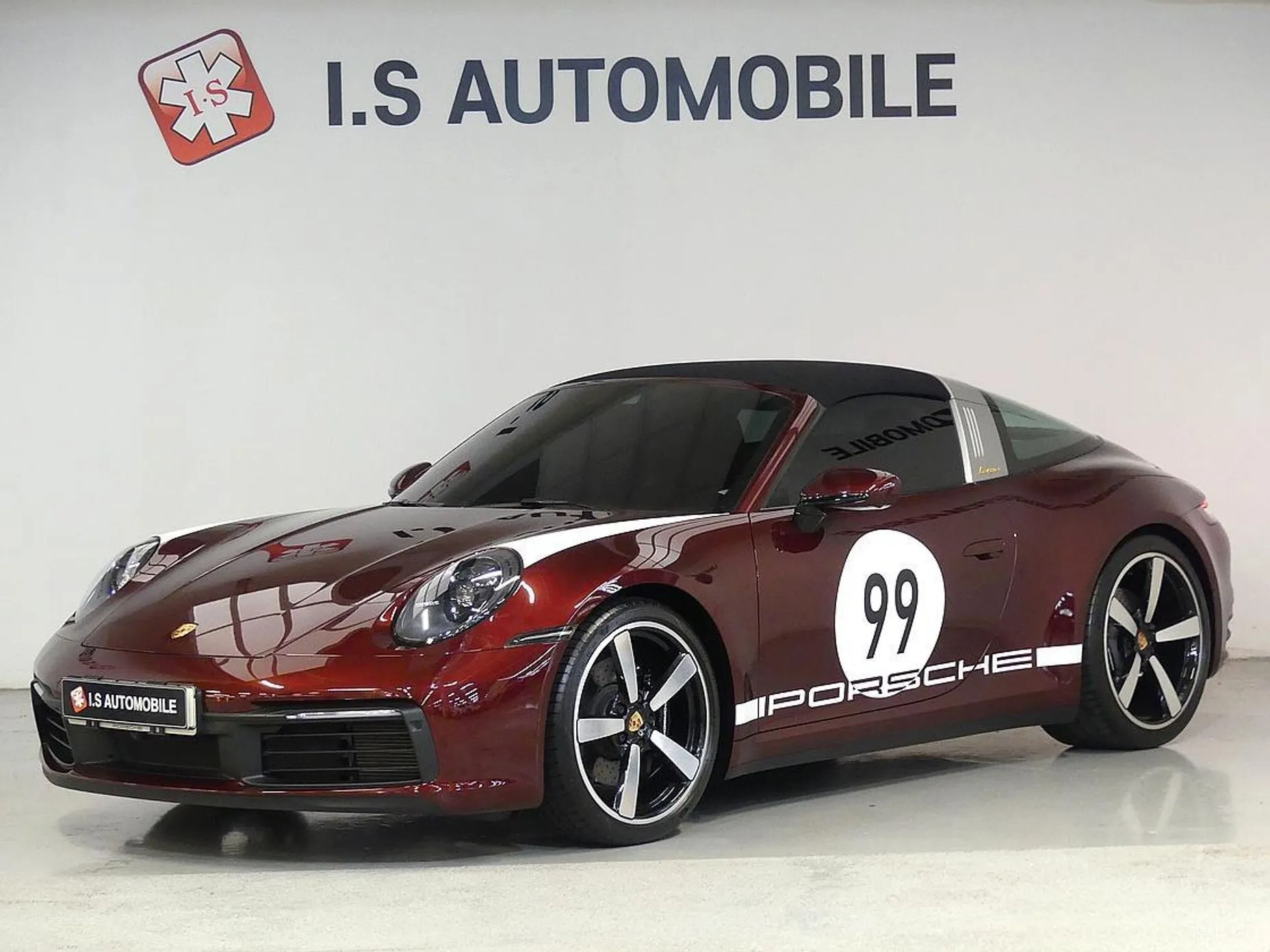 Porsche 911 (992)