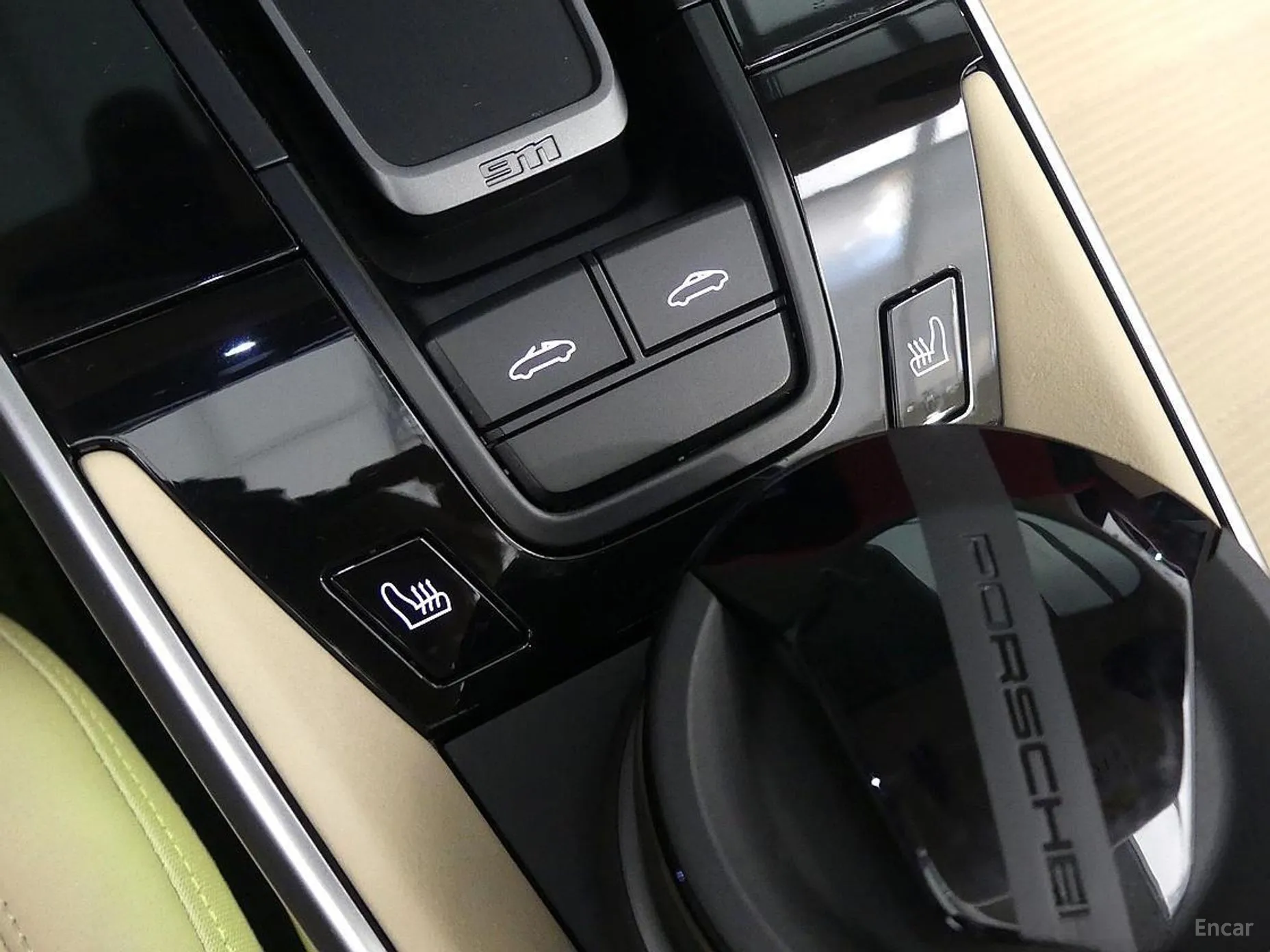 Porsche 911 (992) превью 13