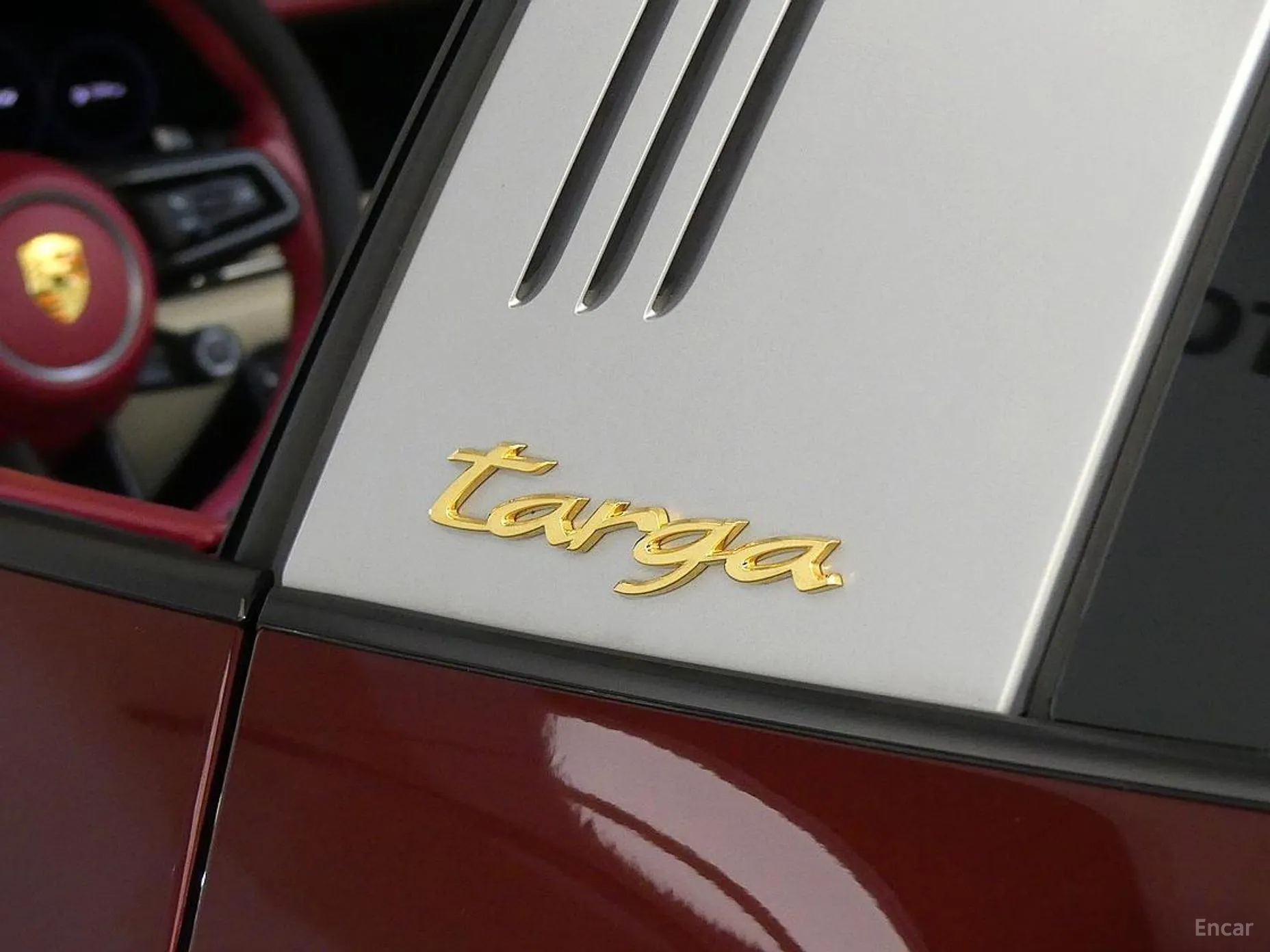 Porsche 911 (992) превью 17