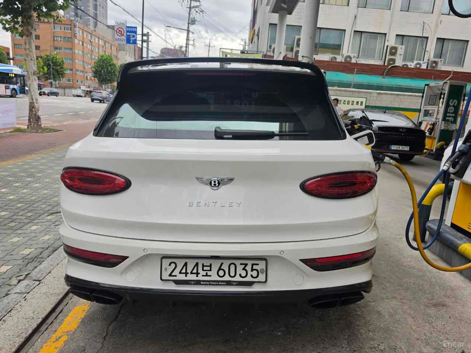 Bentley Bentayga превью 5