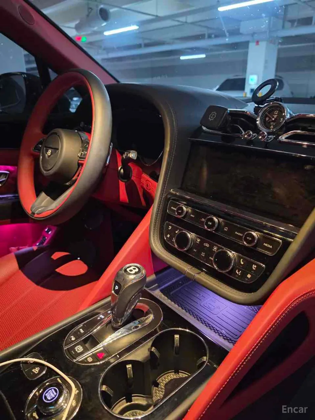 Bentley Bentayga превью 6