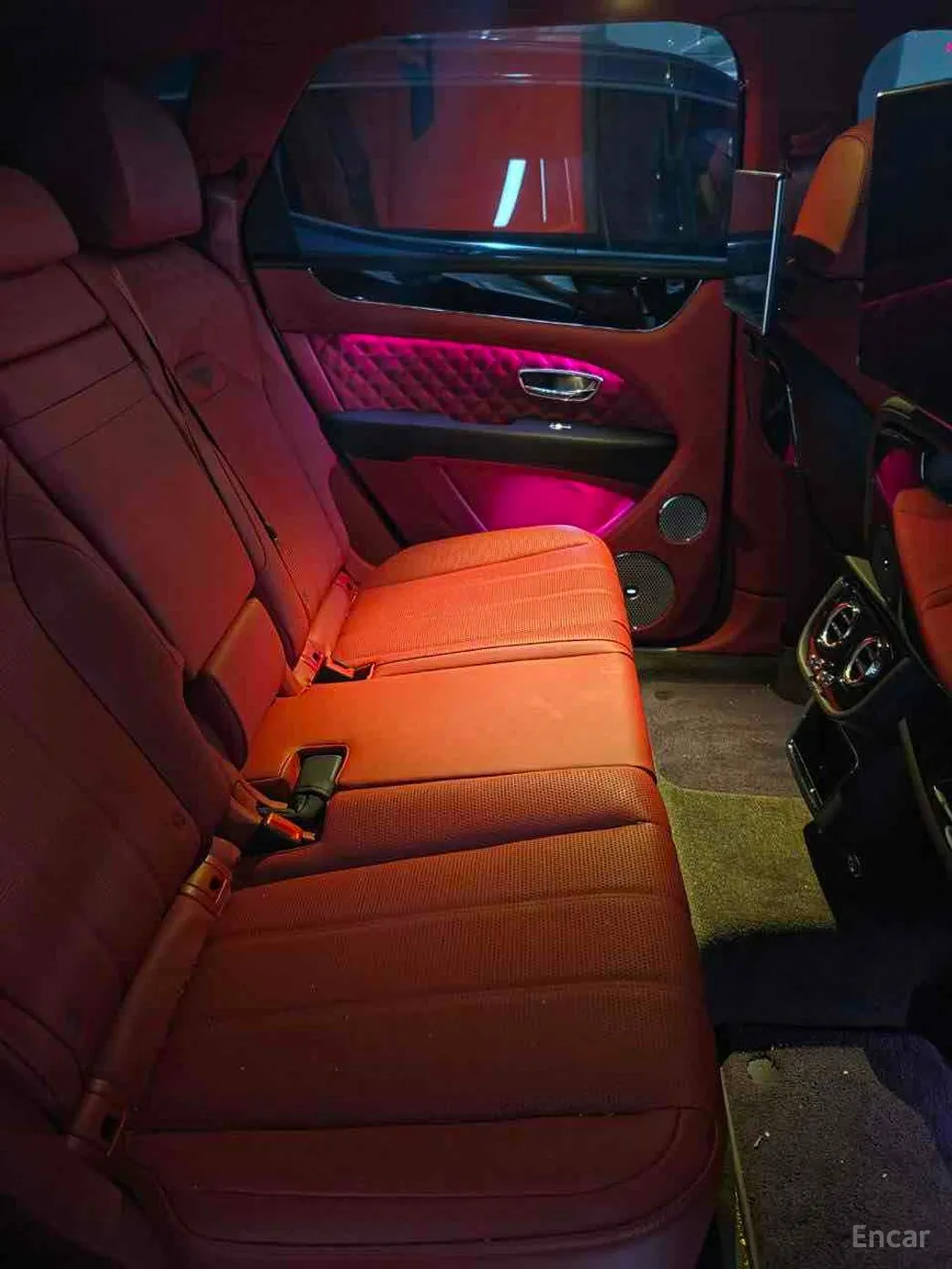 Bentley Bentayga превью 9