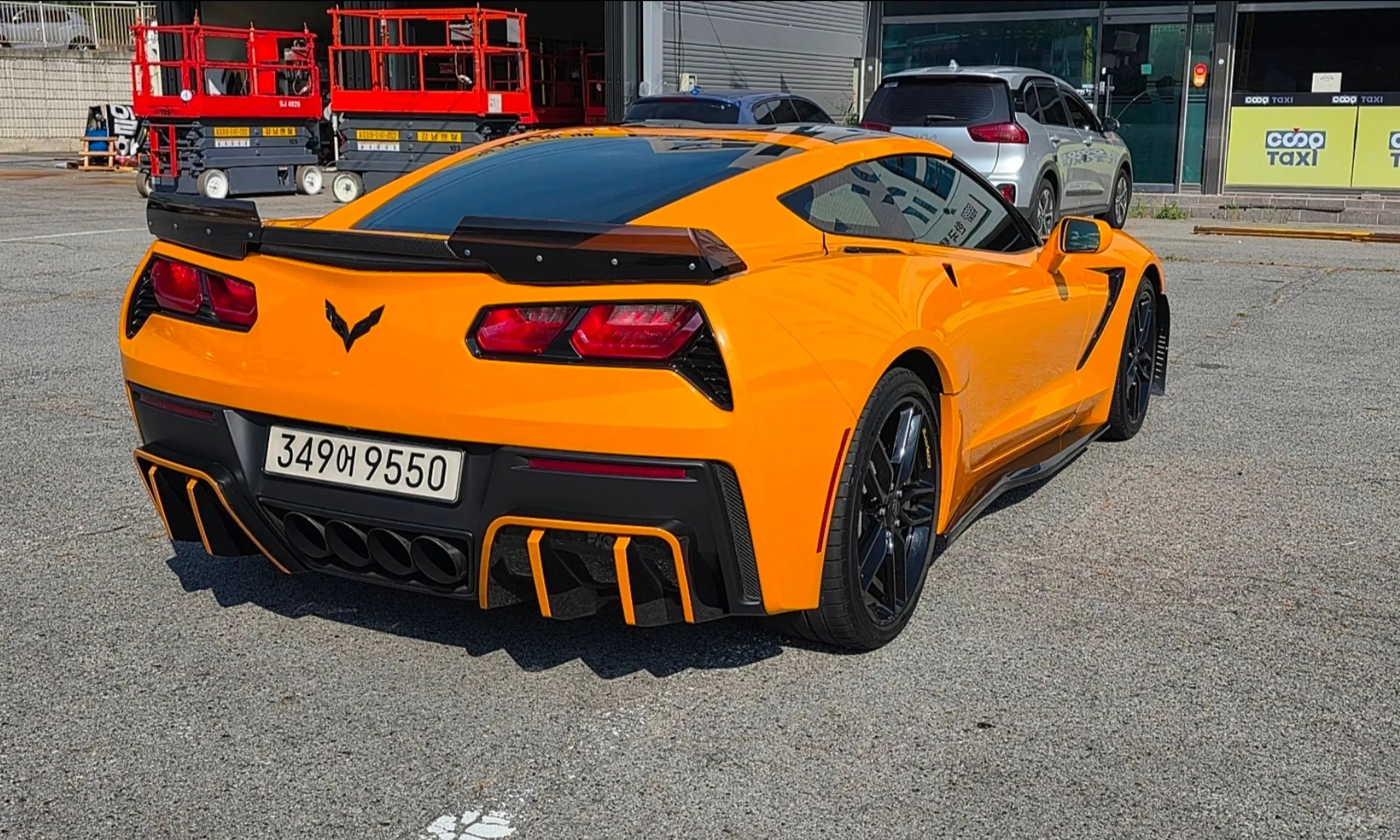 Chevrolet Corvette превью 3