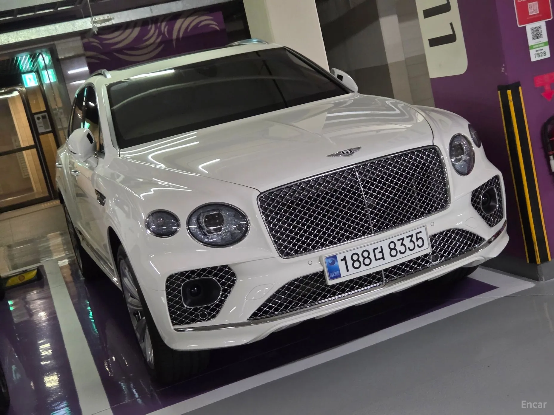 Bentley Bentayga превью 5