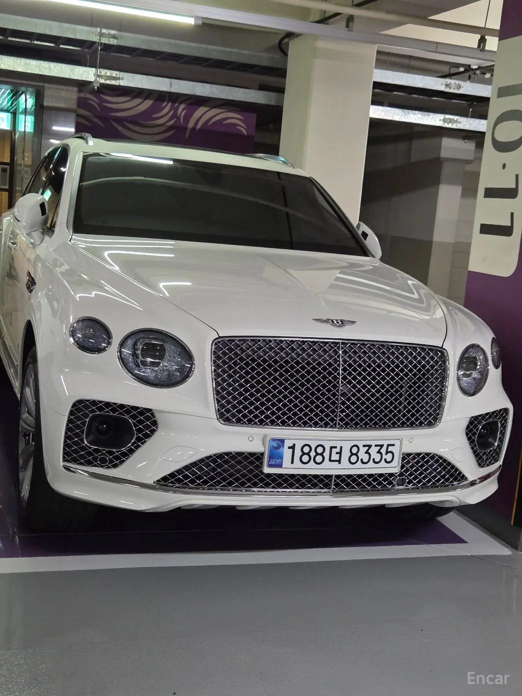 Bentley Bentayga превью 6
