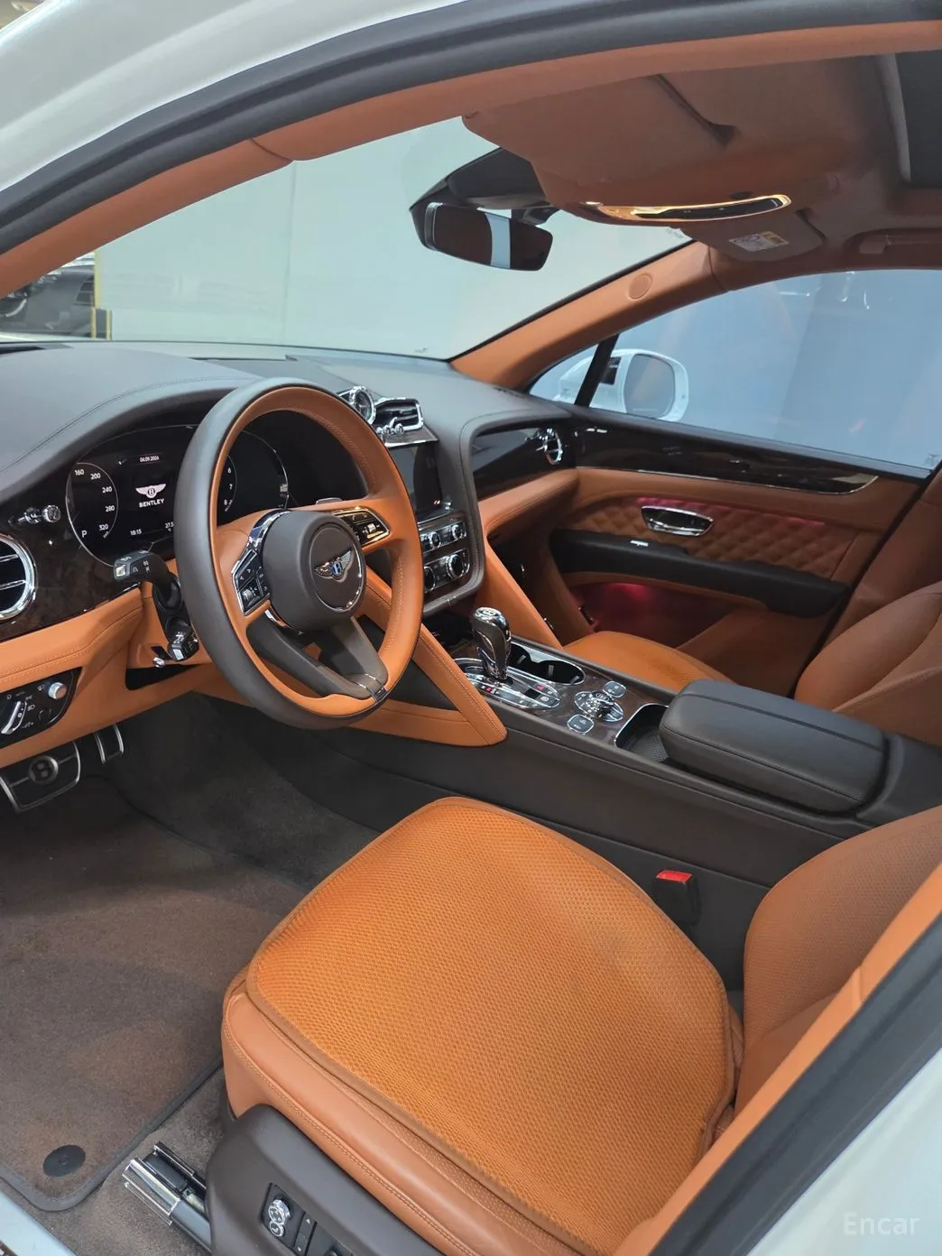 Bentley Bentayga превью 9