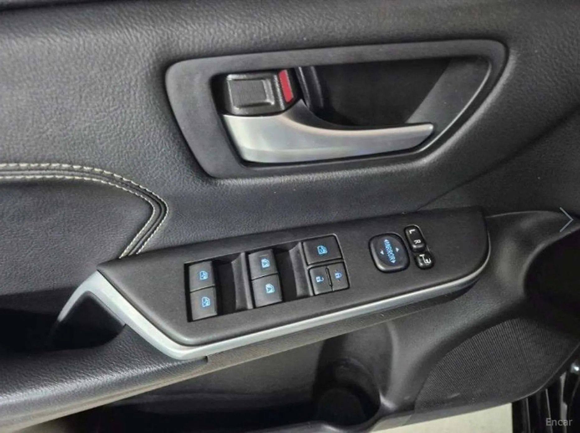 Toyota New Camry превью 8