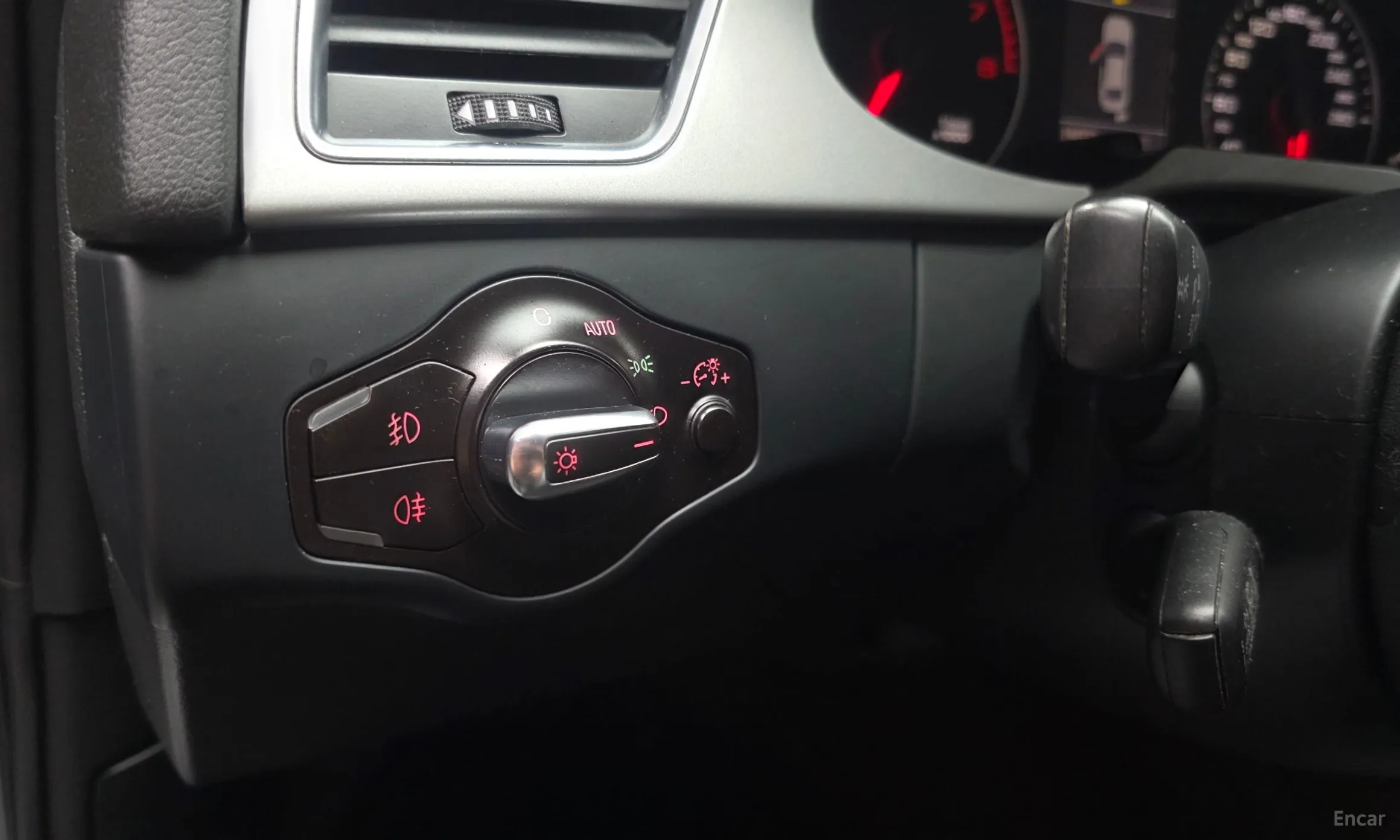 Audi New A4 превью 18