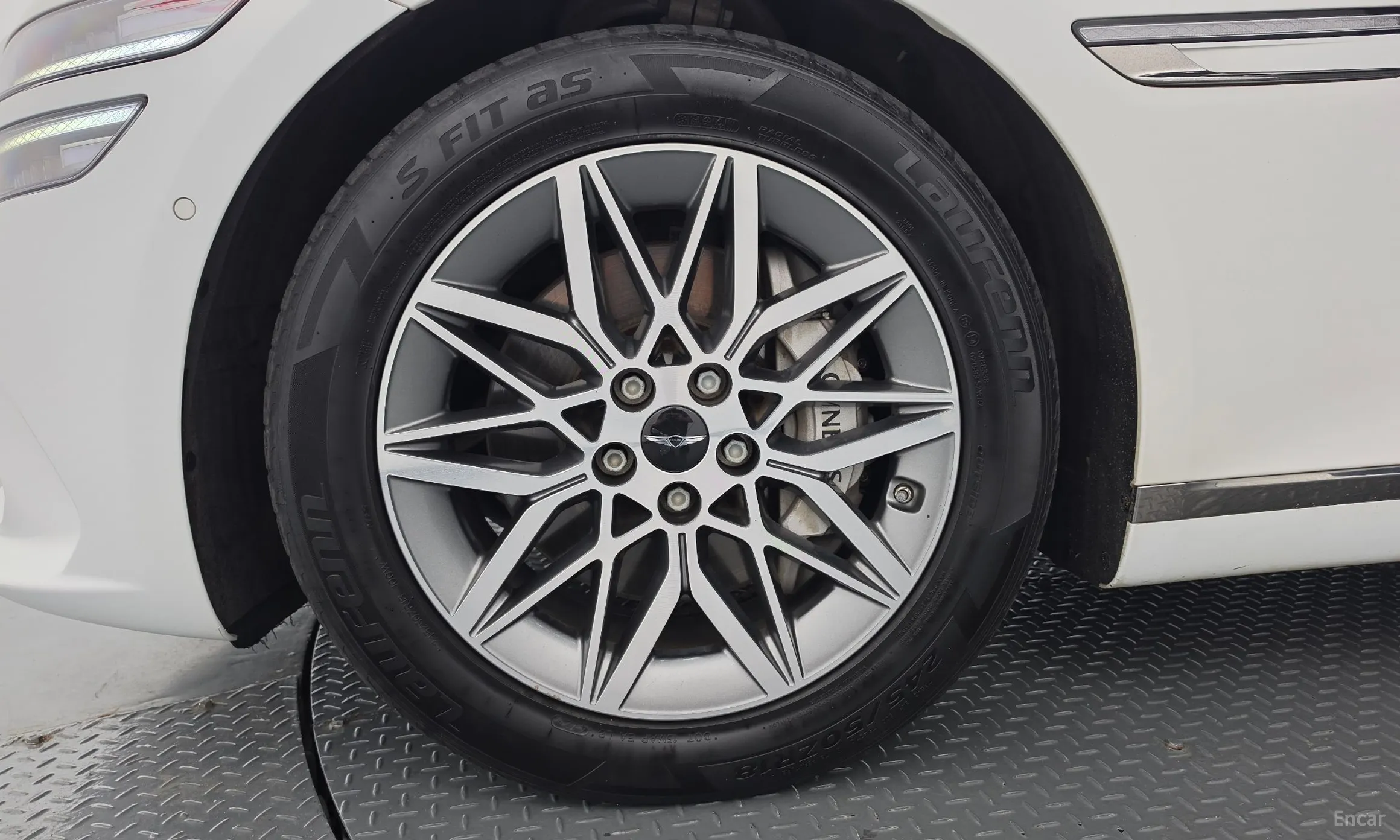 Genesis G80 (RG3) превью 5
